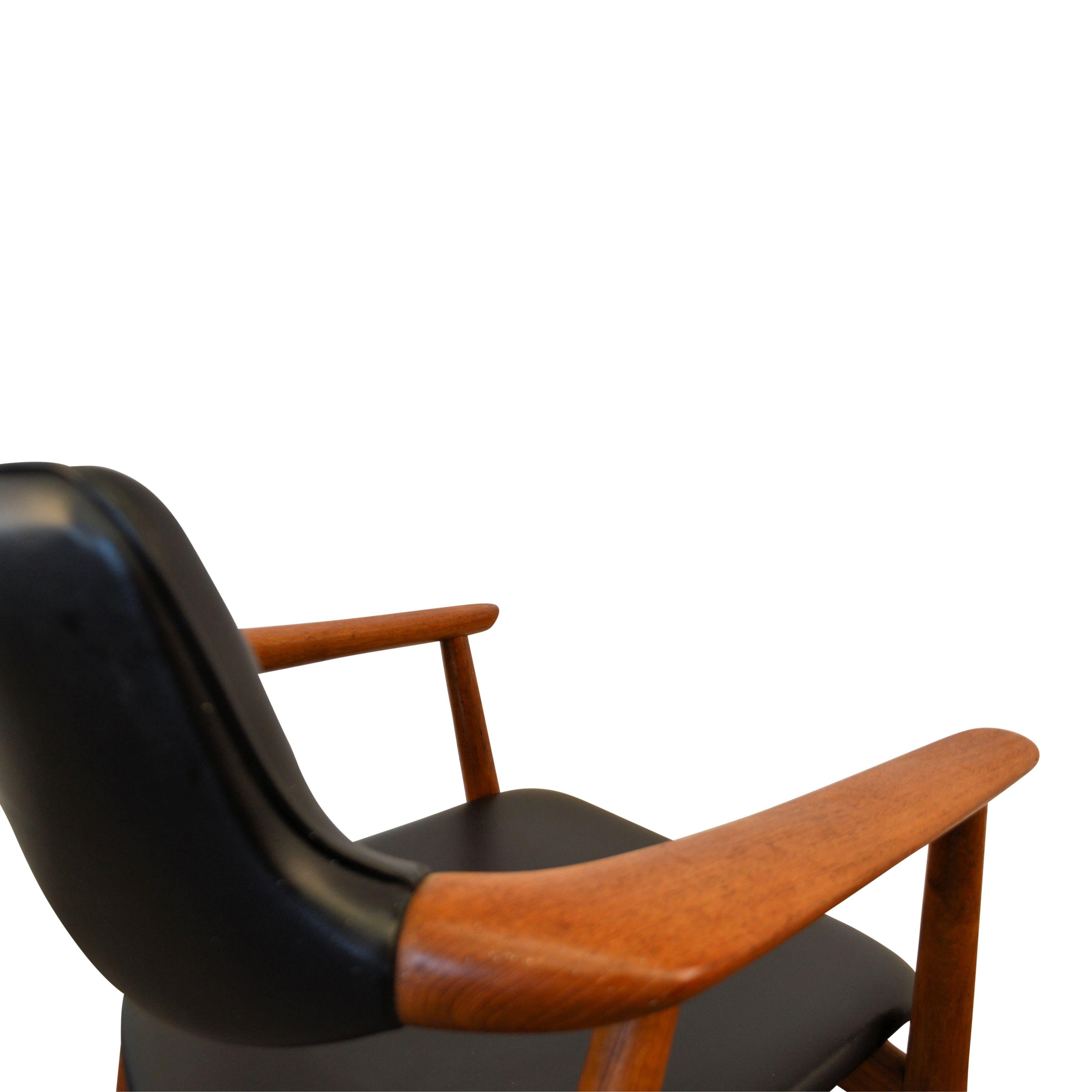 Svend Aage Eriksen Teak Armrest Chairs, Set of Four 1