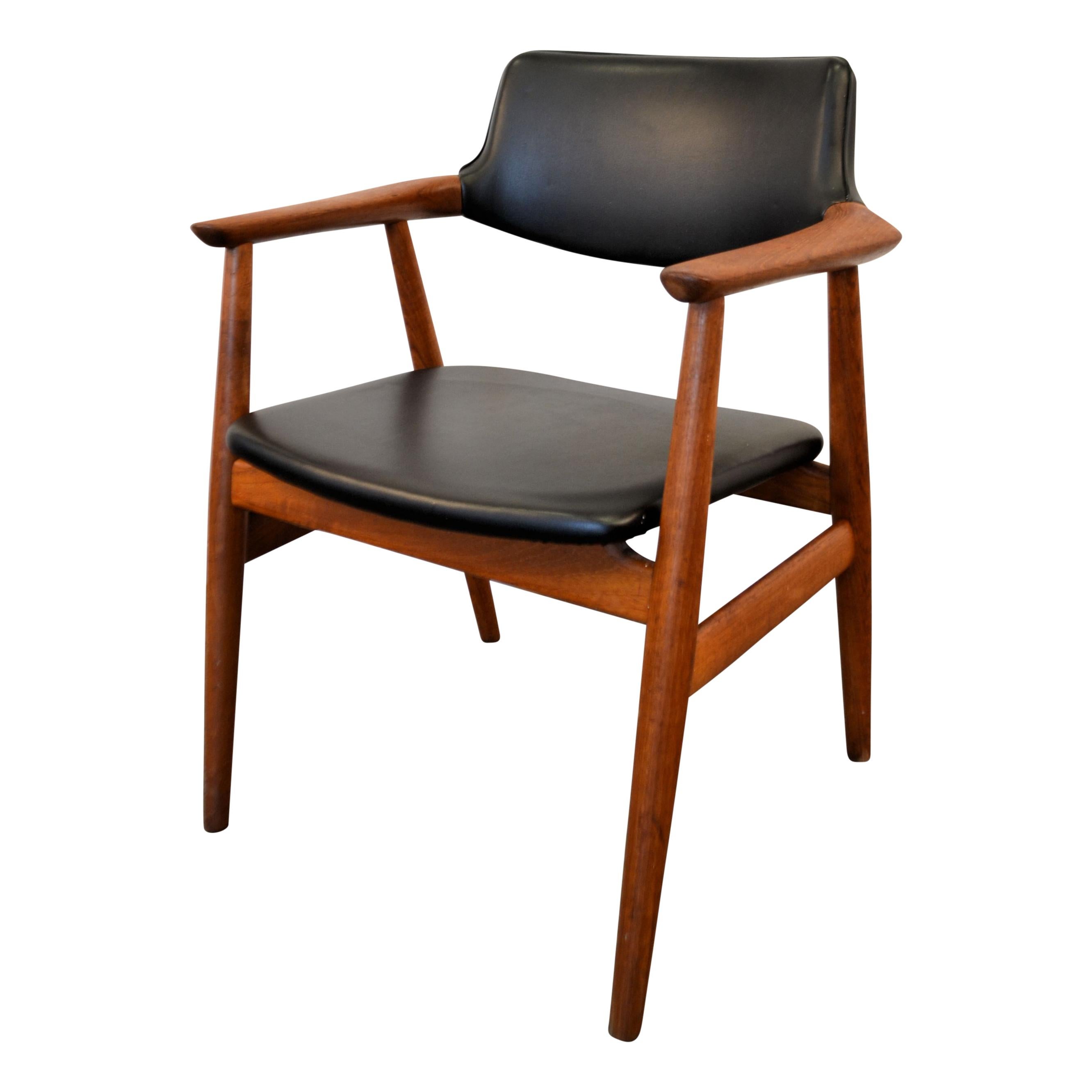 Svend Aage Eriksen Teak Armrest Chairs, Set of Four 2