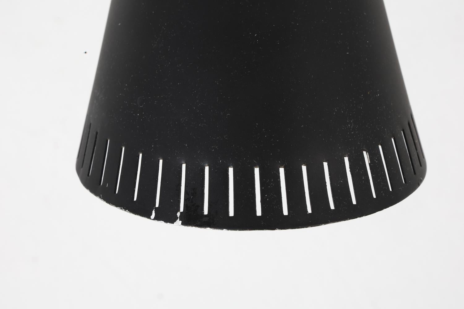 Svend Aage Holm Sorensen Danish Table Lamp, Circa 1950s For Sale 1