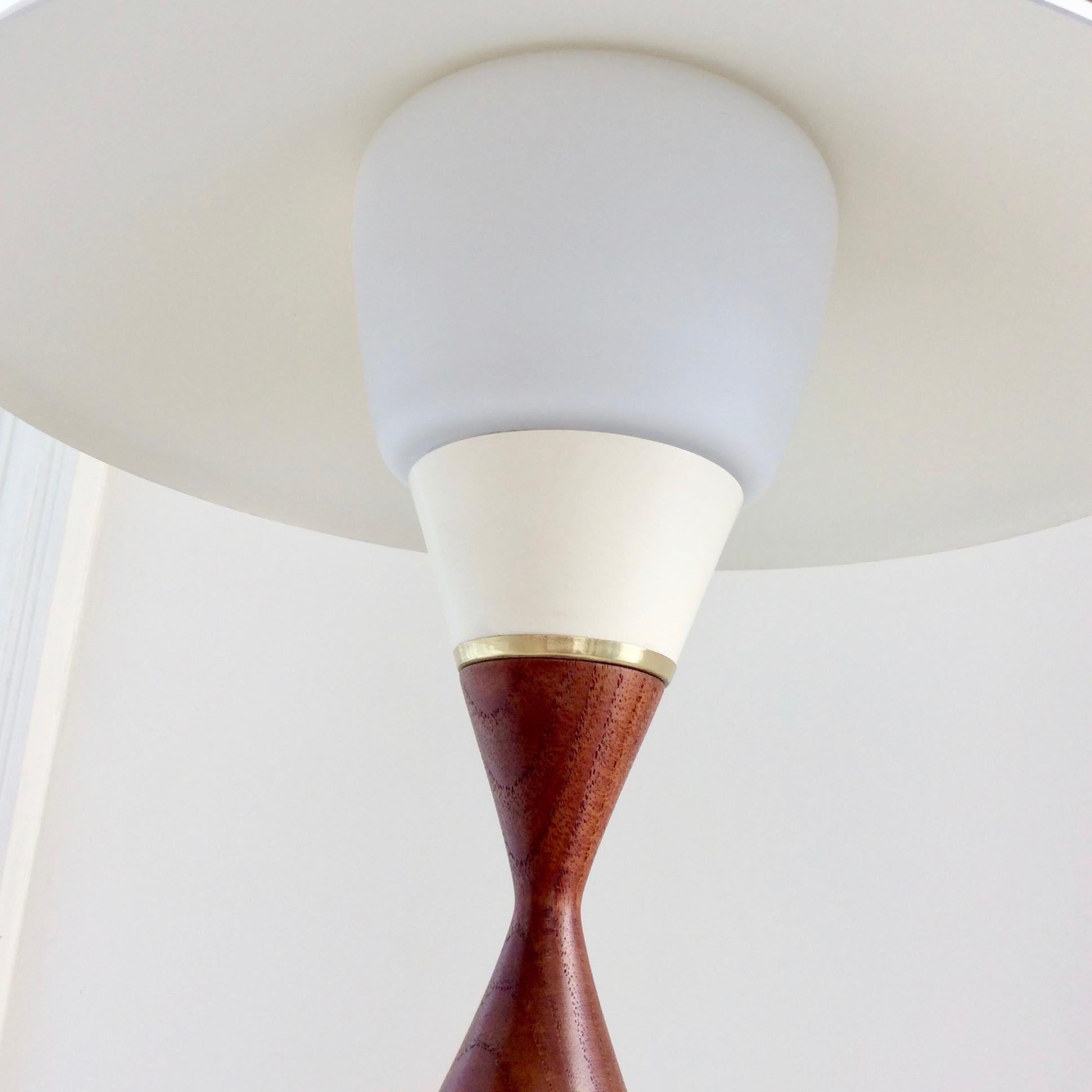 Svend Middelboe Table Lamp for Nordic Solar, circa 1950, Danemark 2