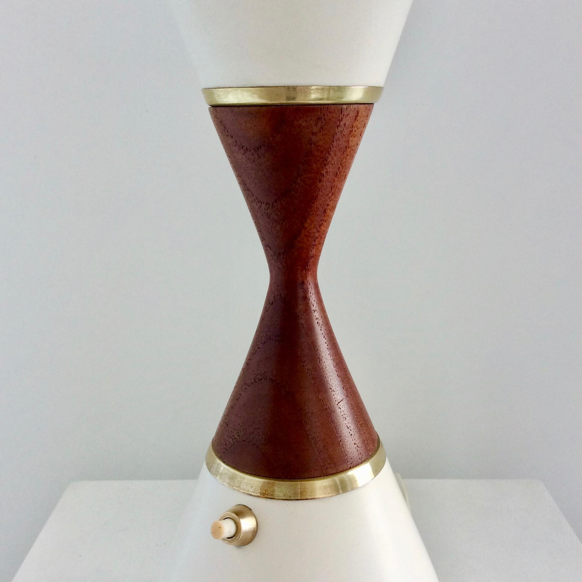 Mid-Century Modern Svend Middelboe Table Lamp for Nordic Solar, circa 1950, Danemark