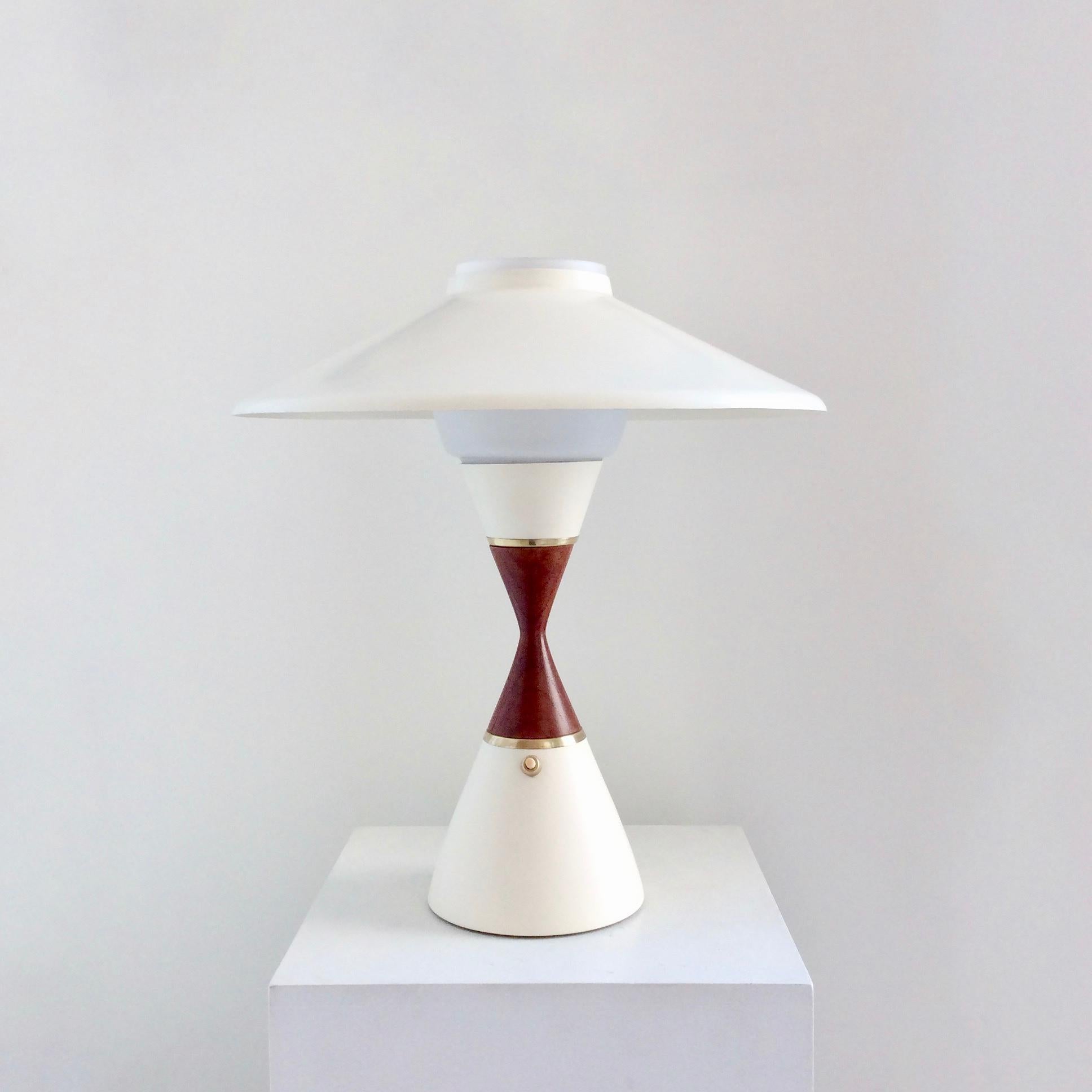 Danish Svend Middelboe Table Lamp for Nordic Solar, circa 1950, Danemark