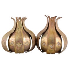 Svend Aage Holm Sørensen. Una coppia di lampade da parete in ottone tagliato al laser.