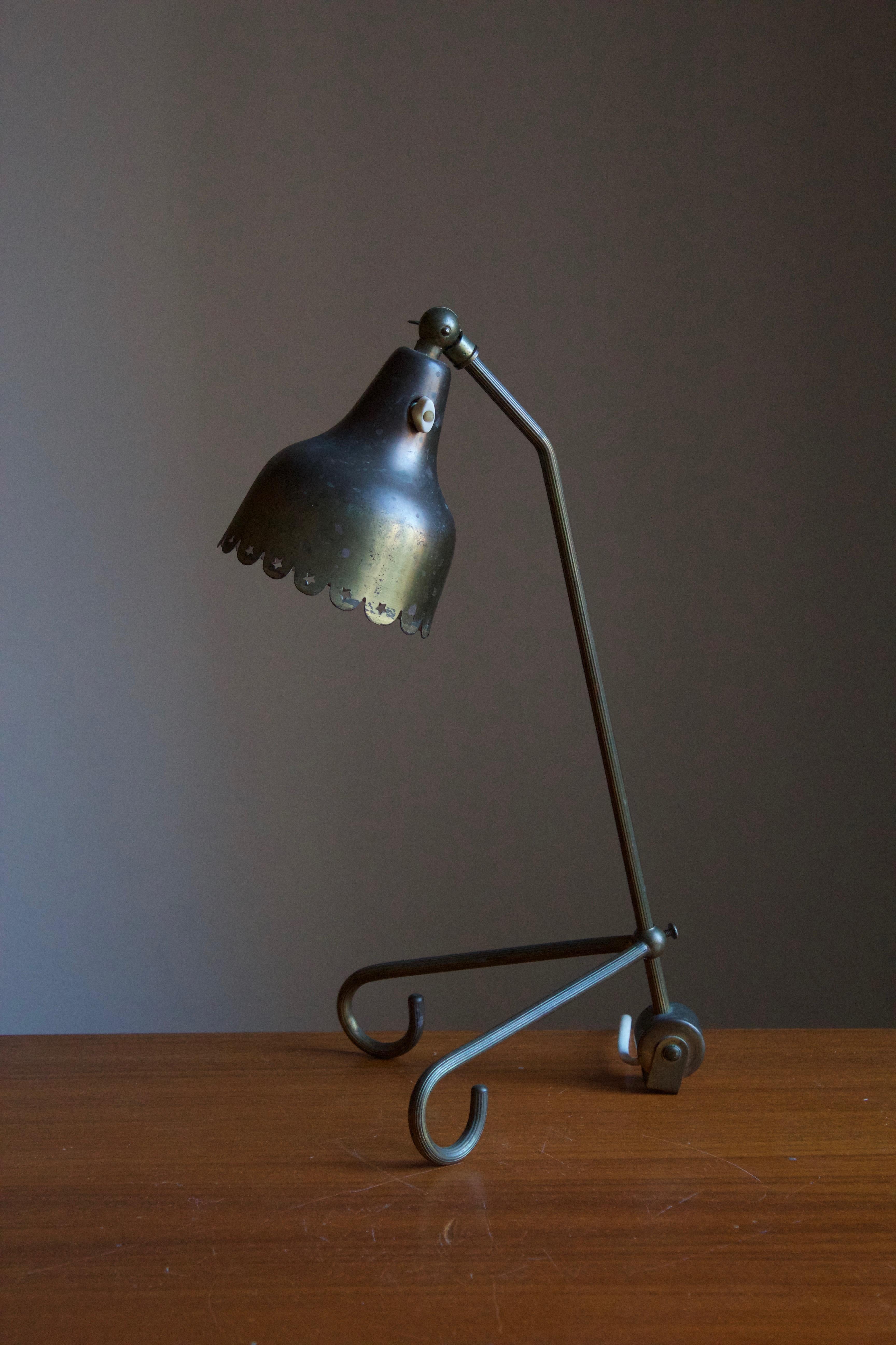 Mid-Century Modern Svend Aage Holm Sørensen, Adjustable Table Lamp, Brass, Denmark, 1950s