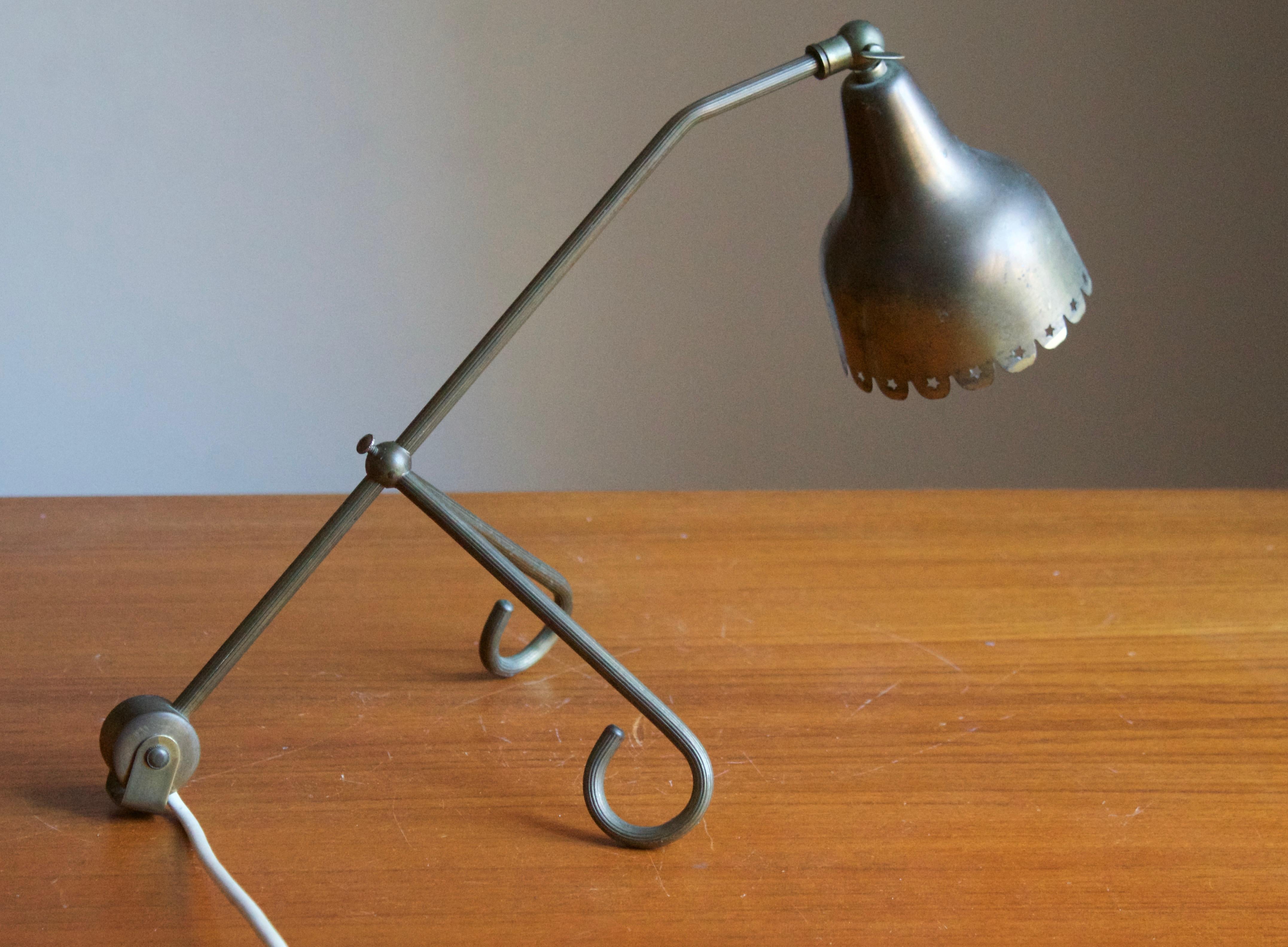 Danish Svend Aage Holm Sørensen, Adjustable Table Lamp, Brass, Denmark, 1950s