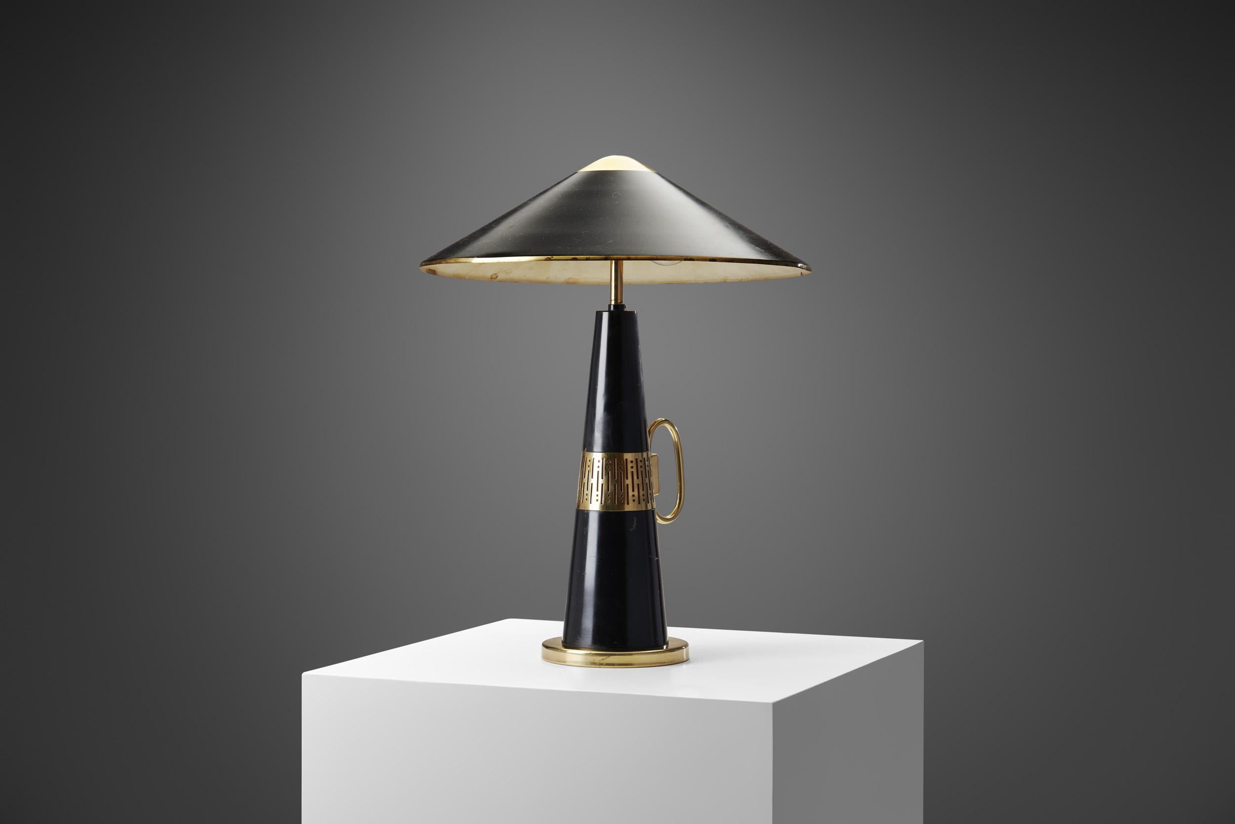 Scandinavian Modern Svend Aage Holm Sørensen 'Attributed' Model “8208” Lamp, Sweden, 1950s For Sale