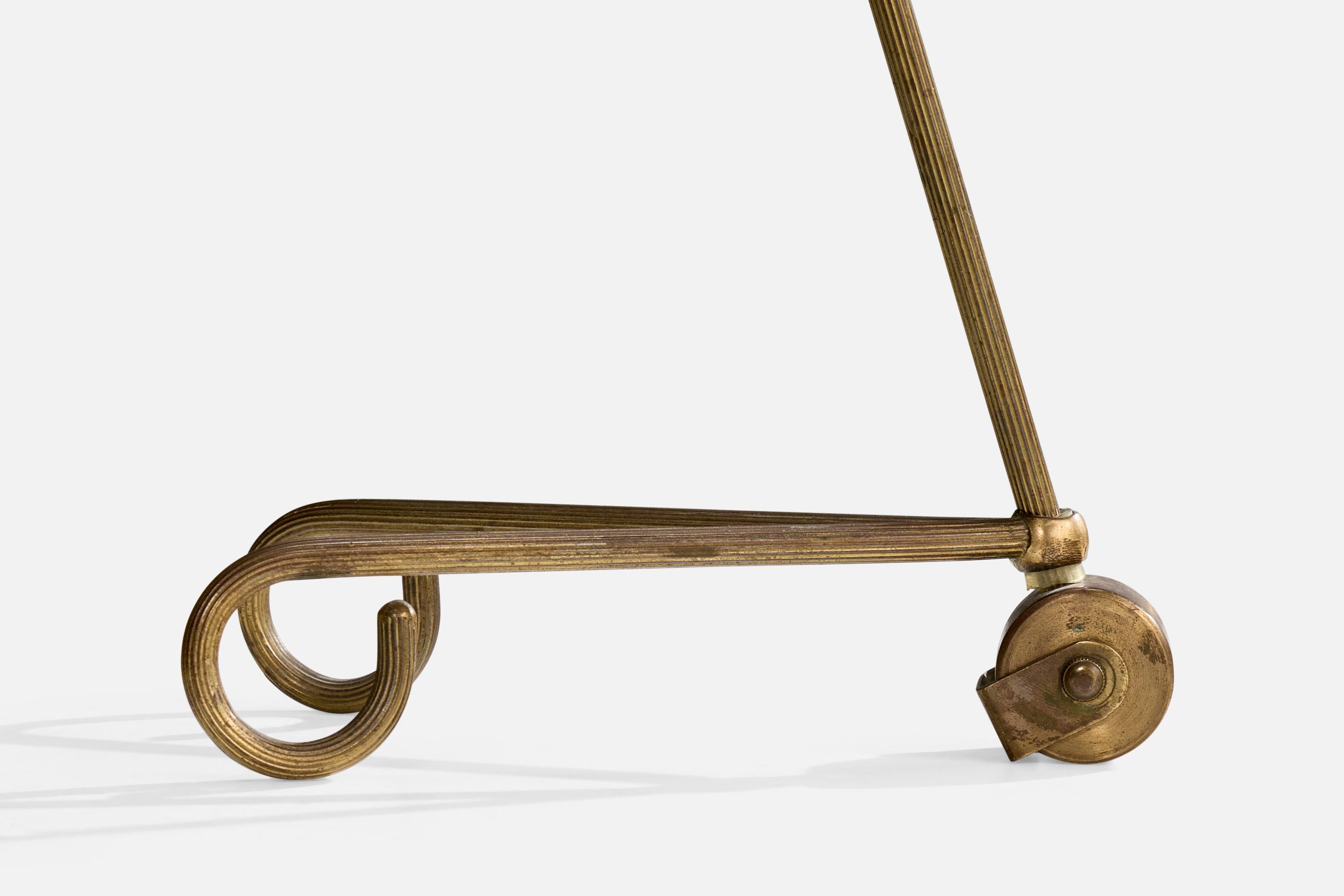 Svend Aage Holm Sørensen Attribution, Table Lamp, Brass, Denmark, 1950s For Sale 3