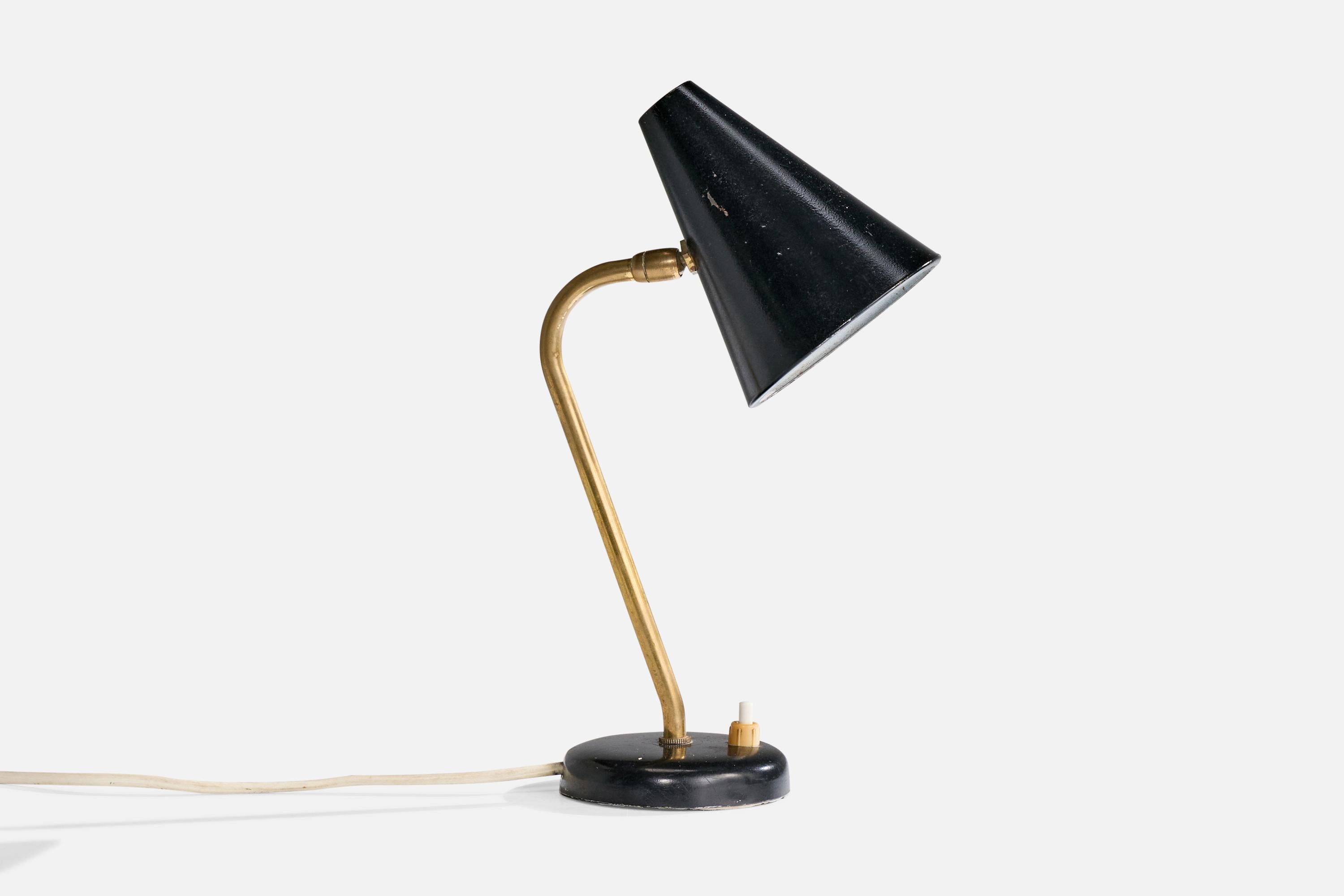 Danese Attribuzione Svend Aage Holm Sørensen, Lampada da tavolo, Ottone, Metallo, Danimarca, anni '50 in vendita