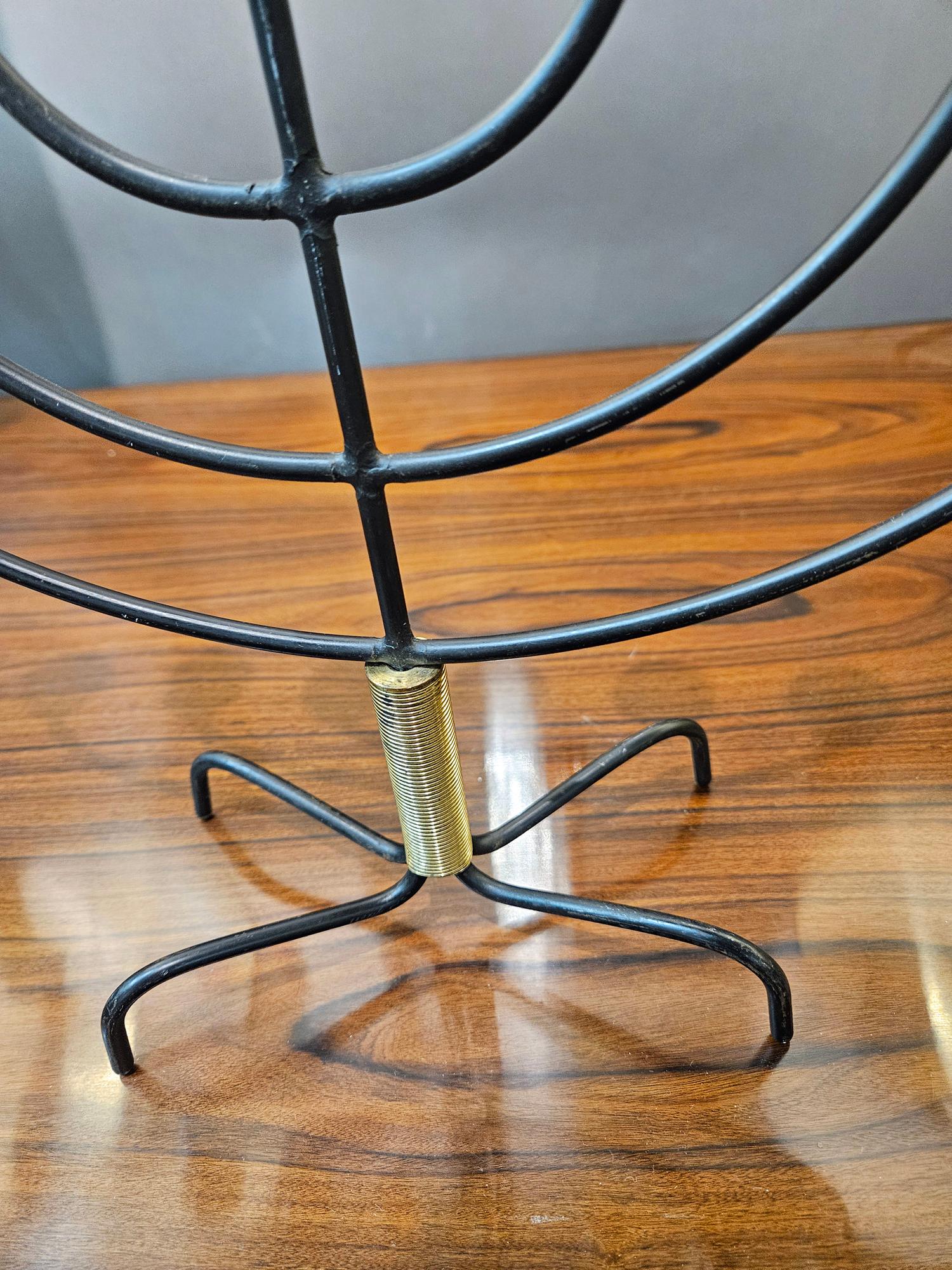 Svend Aage Holm Sørensen - Menorah danese in acciaio e ottone della metà del secolo scorso in vendita 2