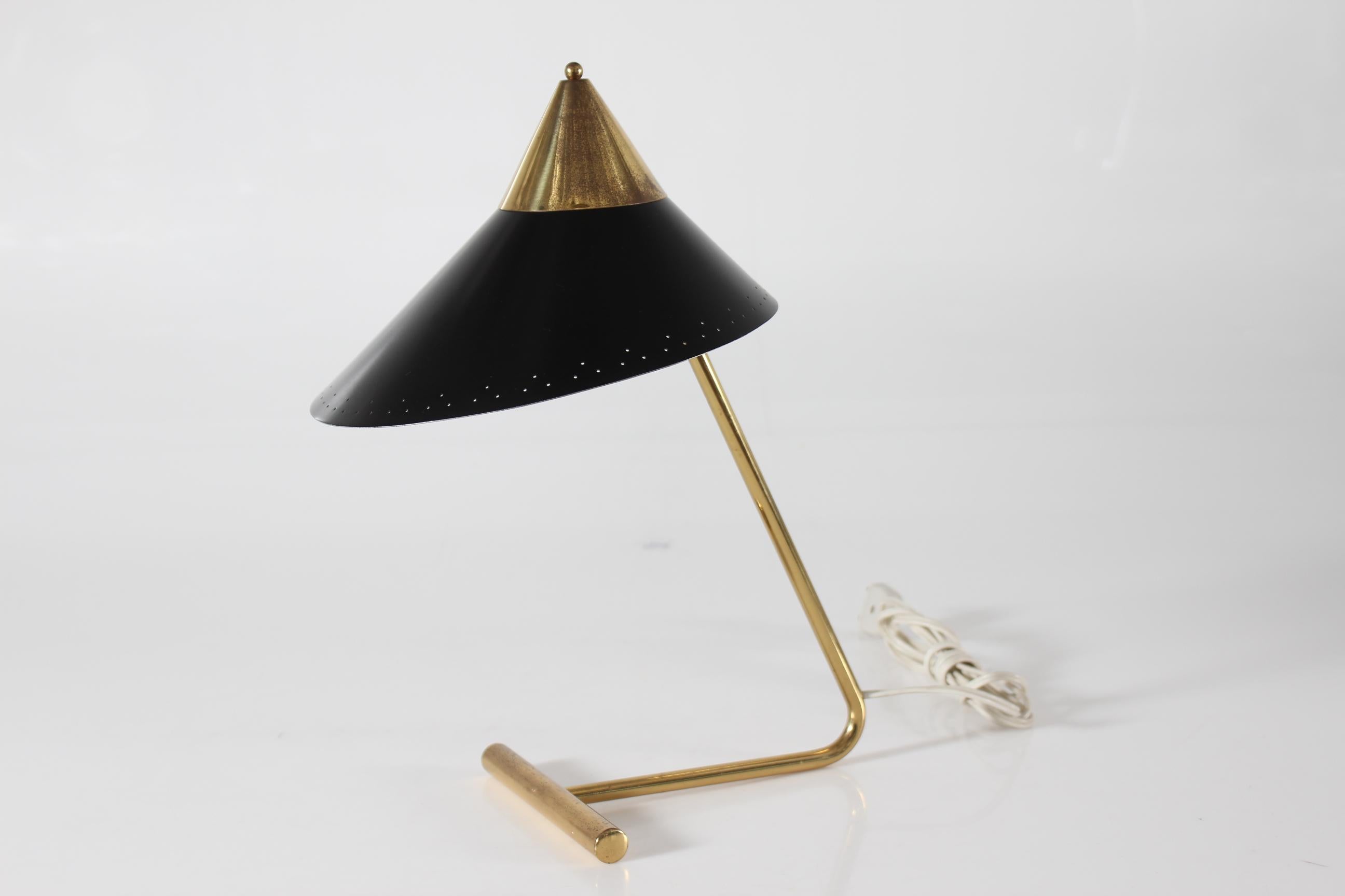 Svend Aage Holm Sørensen Lámpara de escritorio flexible de latón, Dinamarca Años 50 Metal en venta