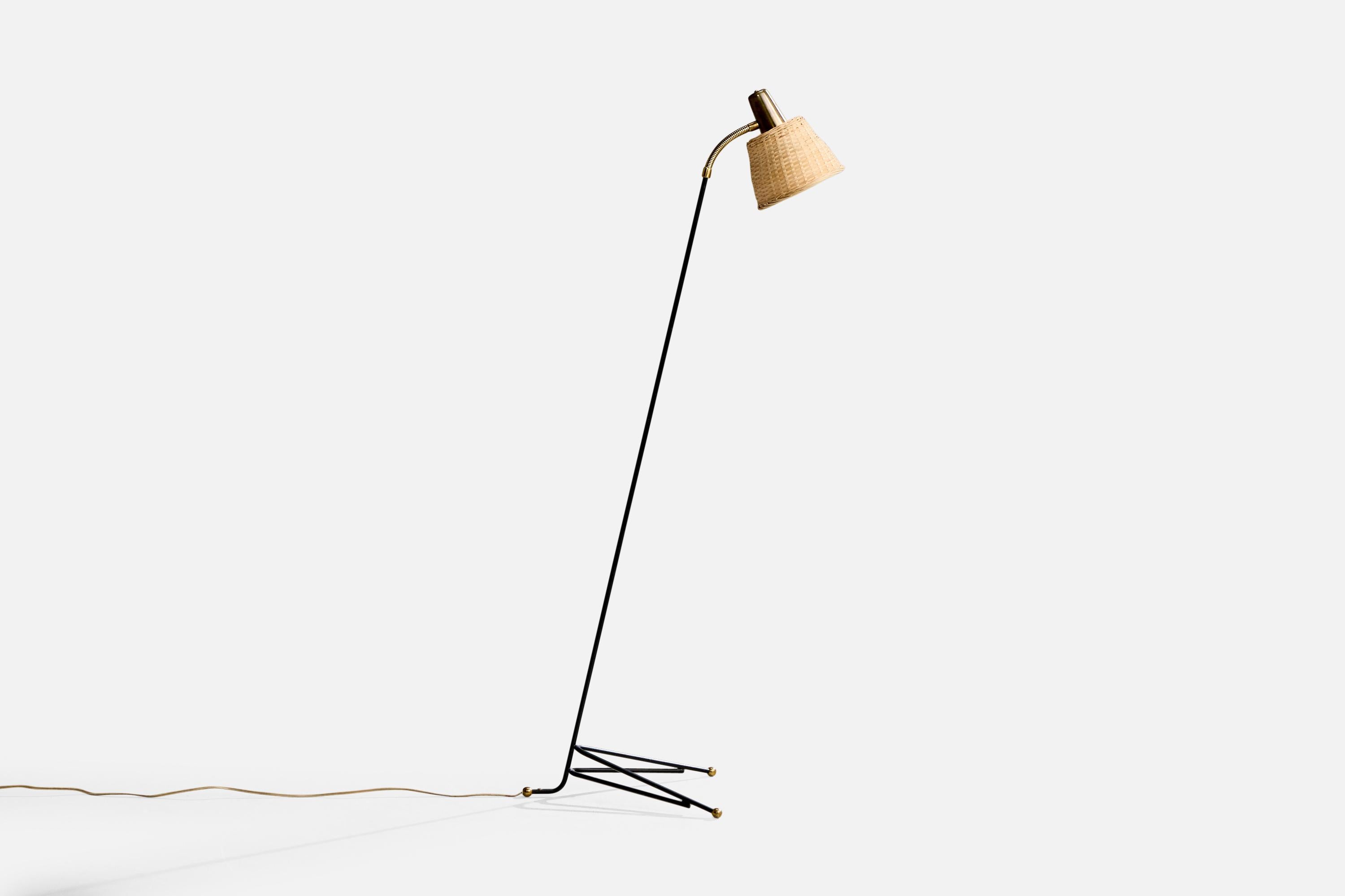 Stehlampe aus Messing, Metall und Rattan, zugeschrieben Svend Aage Holm Sørensen für ASEA, Schweden, 1950er Jahre.

Gesamtabmessungen (Zoll): 54 
