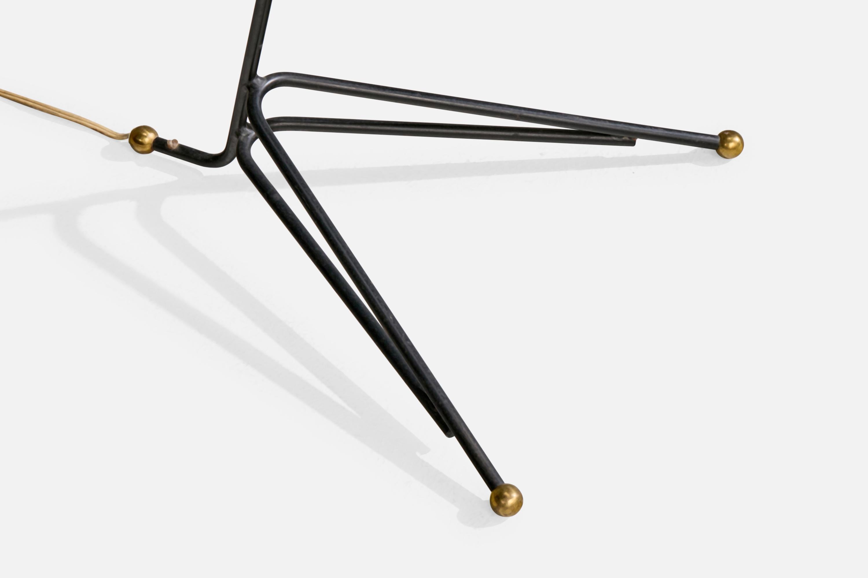 Svend Aage Holm Sørensen, Stehleuchte, Metall, Messing, Rattan, Schweden, 1950er Jahre im Angebot 1