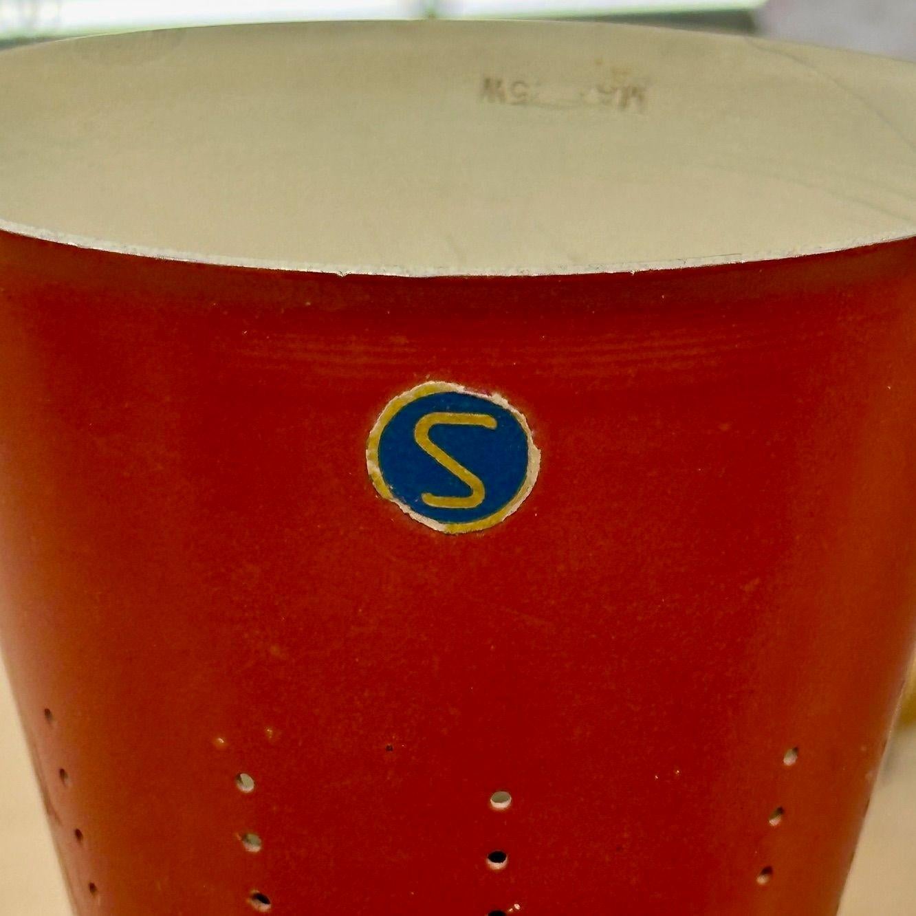 Svend Aage Holm Sørensen, Mid-Century Modern, Small Table Lamps, Red Lacquer For Sale 5