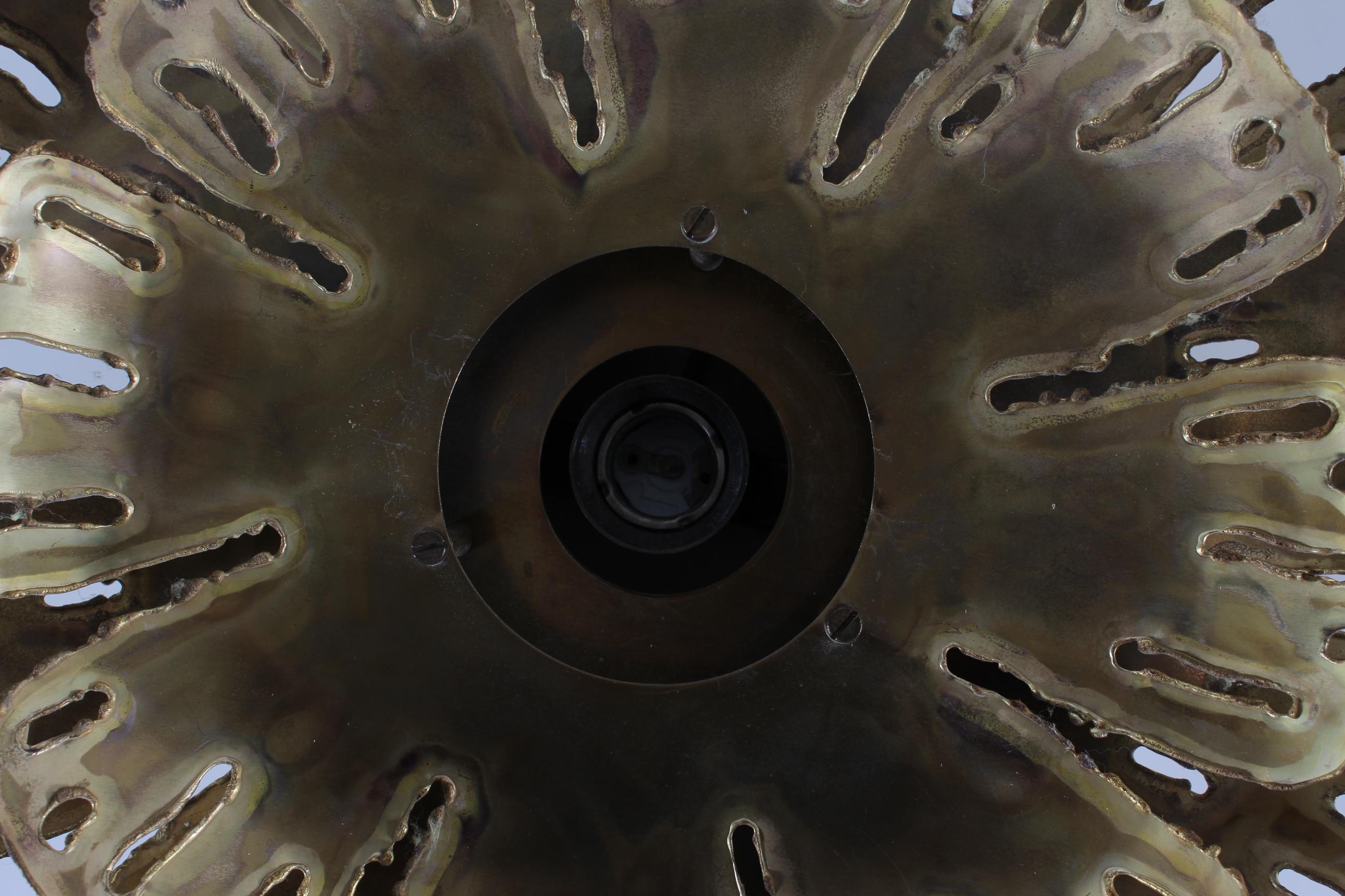 Danois Svend Aage Holm Sørensen Applique solaire du milieu du siècle en laiton fabriquée au Danemark en 1960 en vente