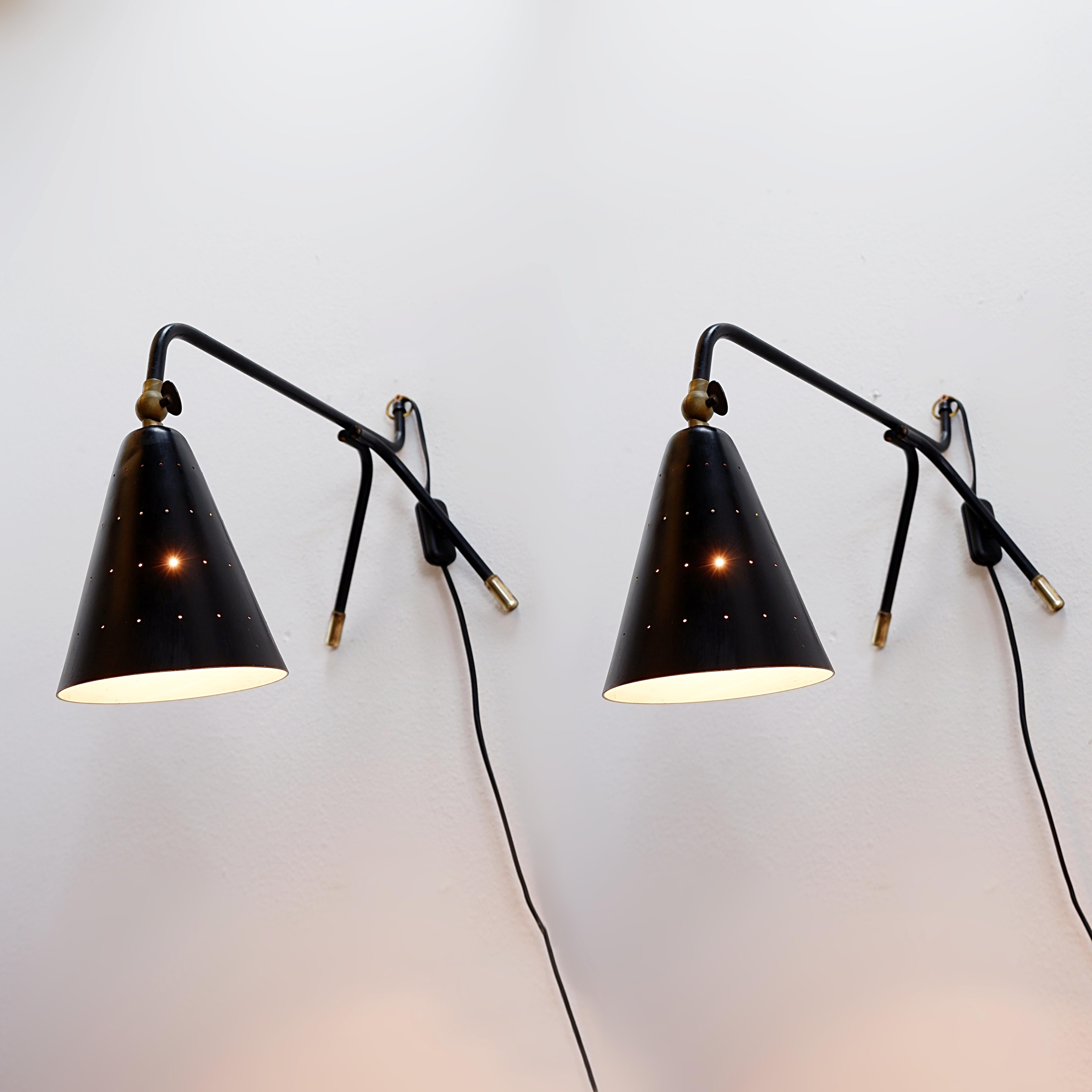 Mid-Century Modern Svend Aage Holm Sørensen pair of lamps Holm Sørensen Edition - 1950s For Sale