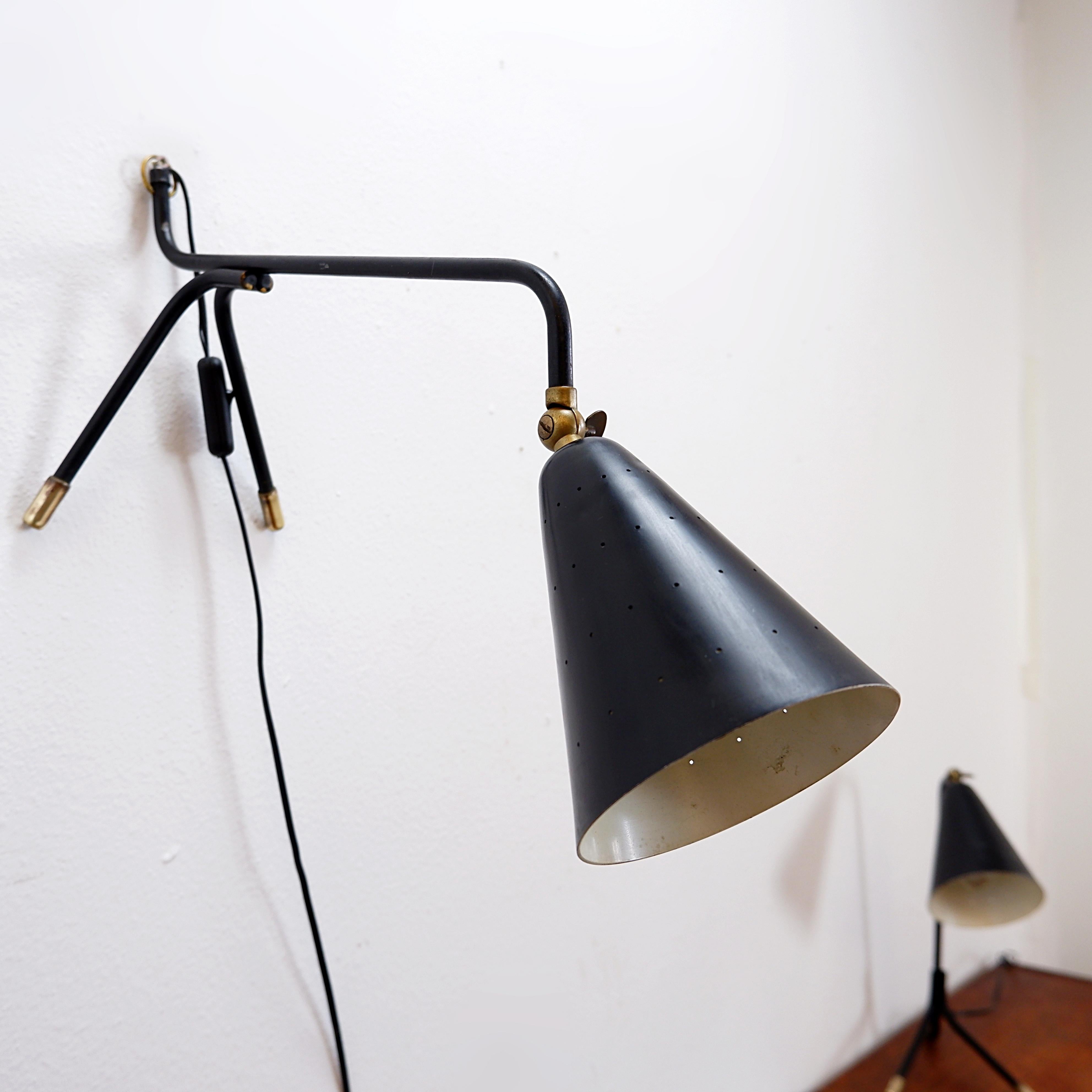 Svend Aage Holm Sørensen pair of lamps Holm Sørensen Edition - 1950s For Sale 1