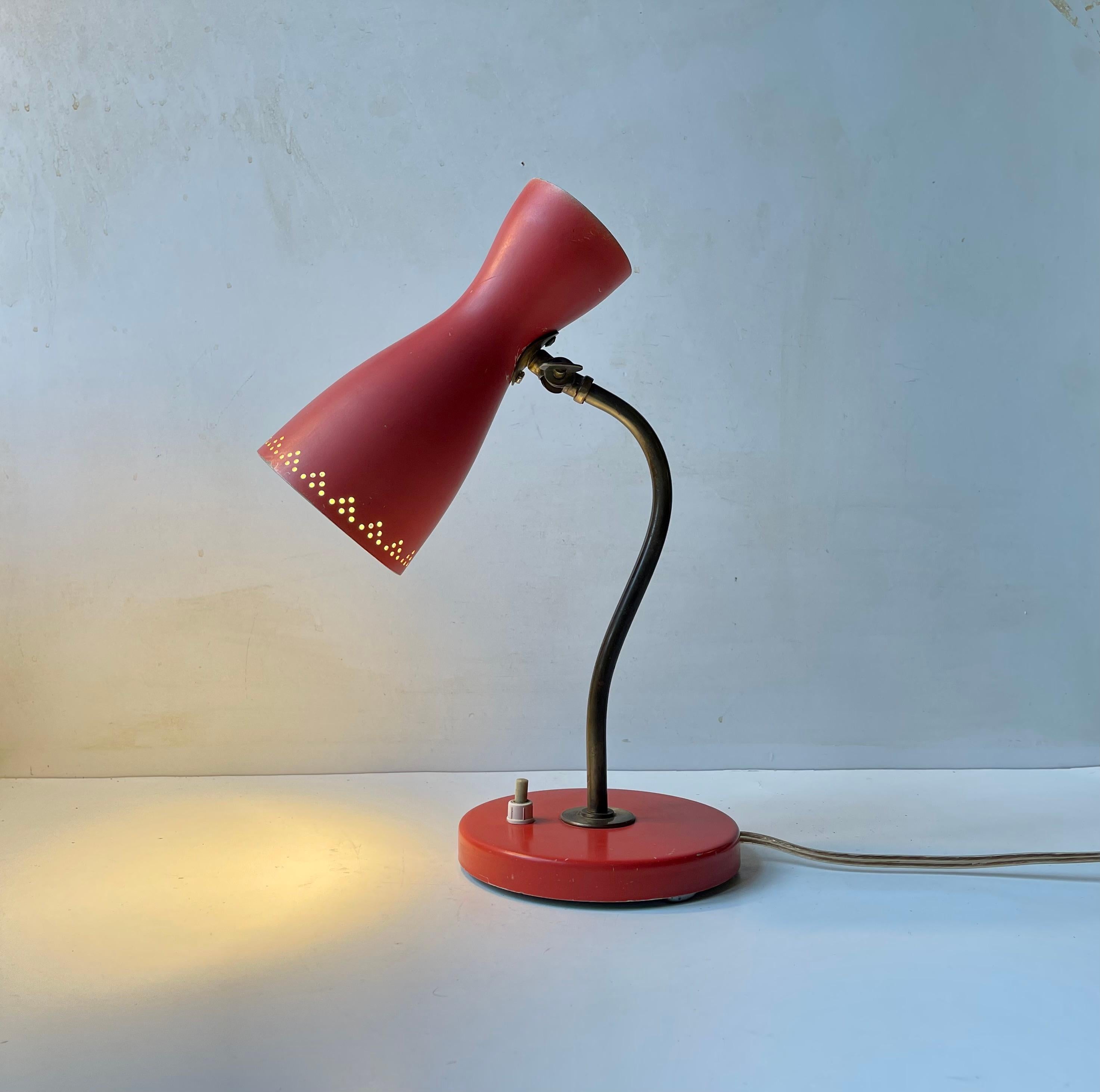 Svend Aage Holm Sørensen Pastel Red Diablo Table Lamp, 1950s In Good Condition For Sale In Esbjerg, DK