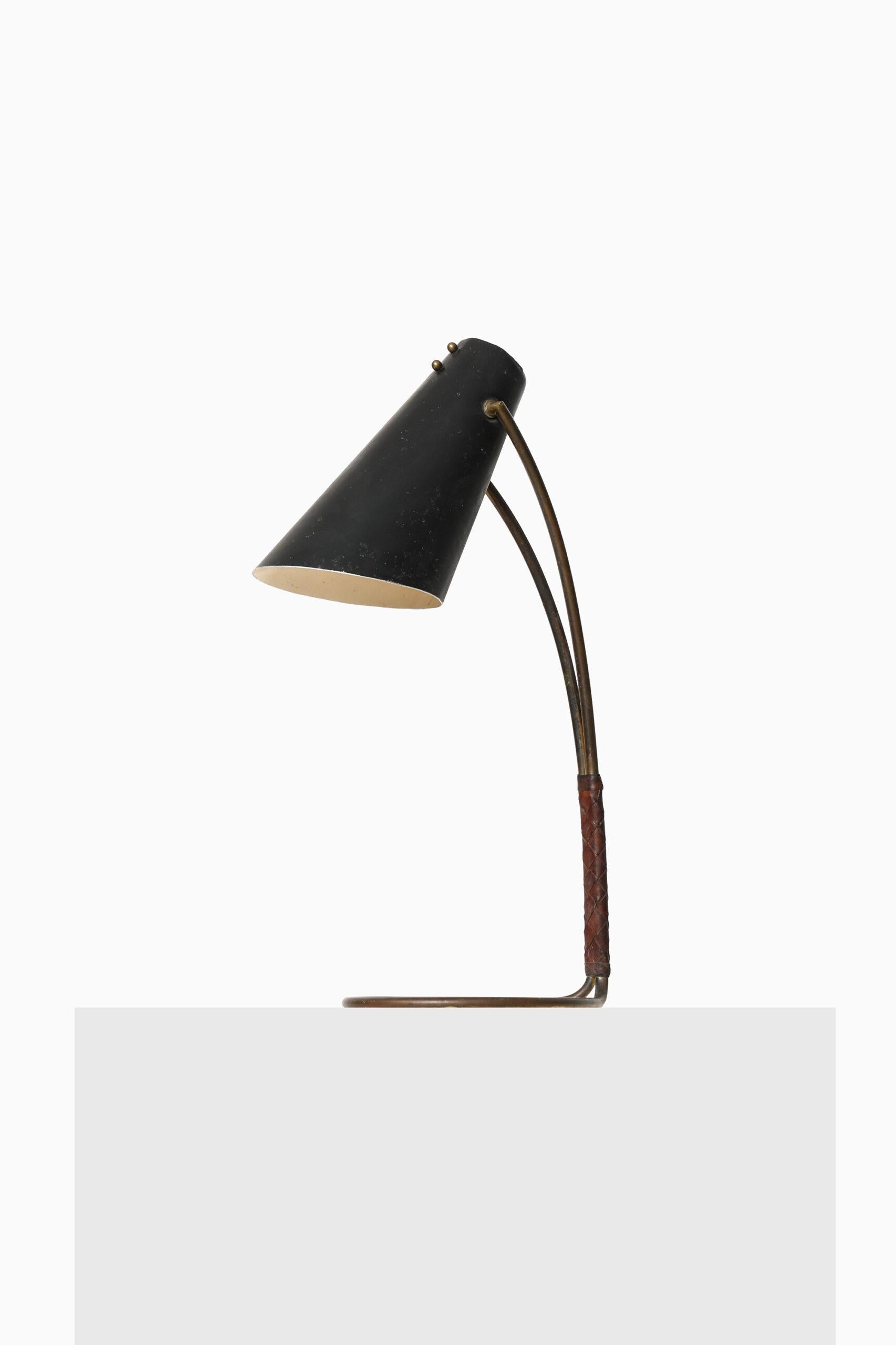 Mid-20th Century Svend Aage Holm Sørensen Table Lamp Produced by Holm Sørensen & Co in Denmark