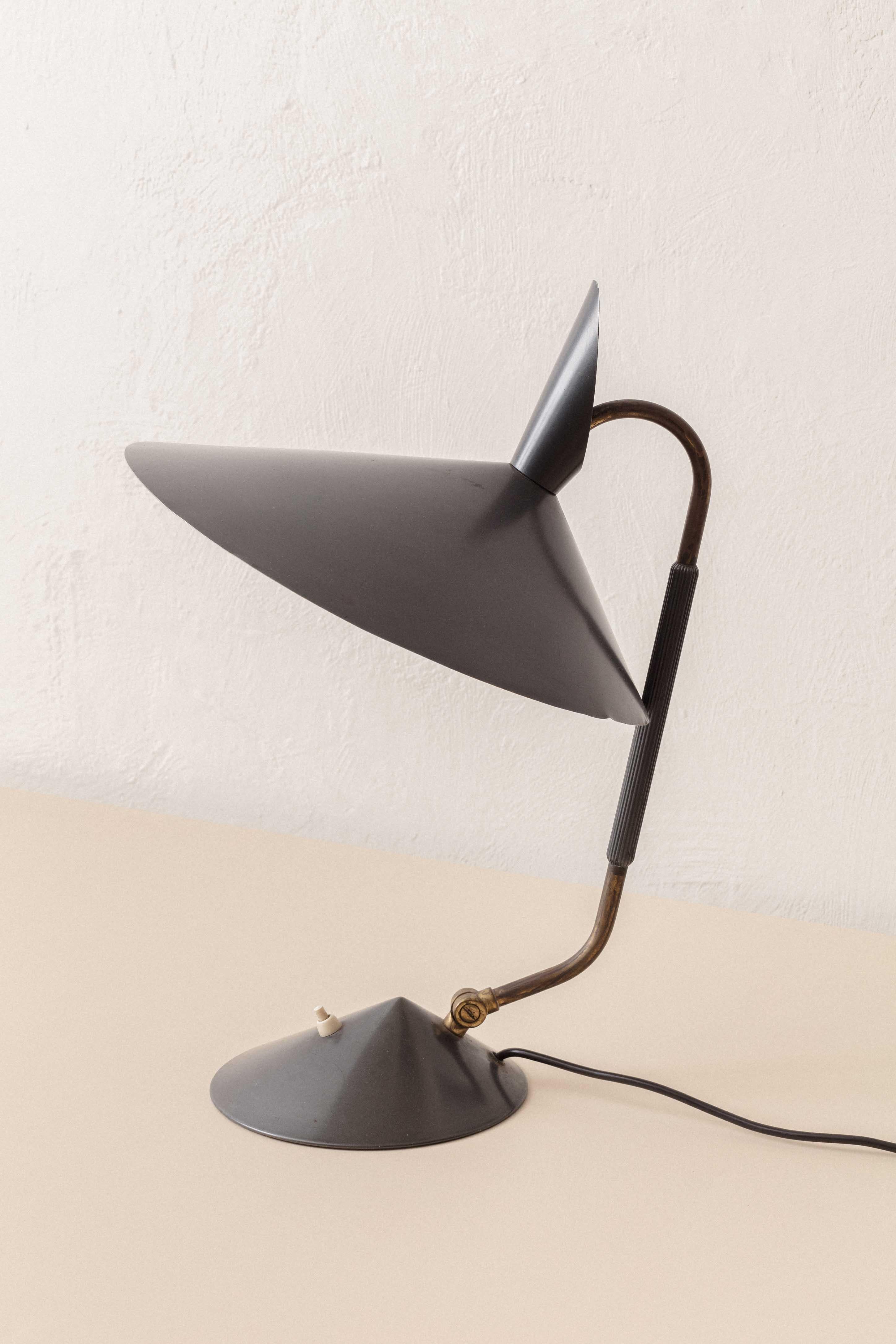 Mid-20th Century Svend Aage Holm Sørensen Table Lamp with adjustable brass stem, 1950s. For Sale