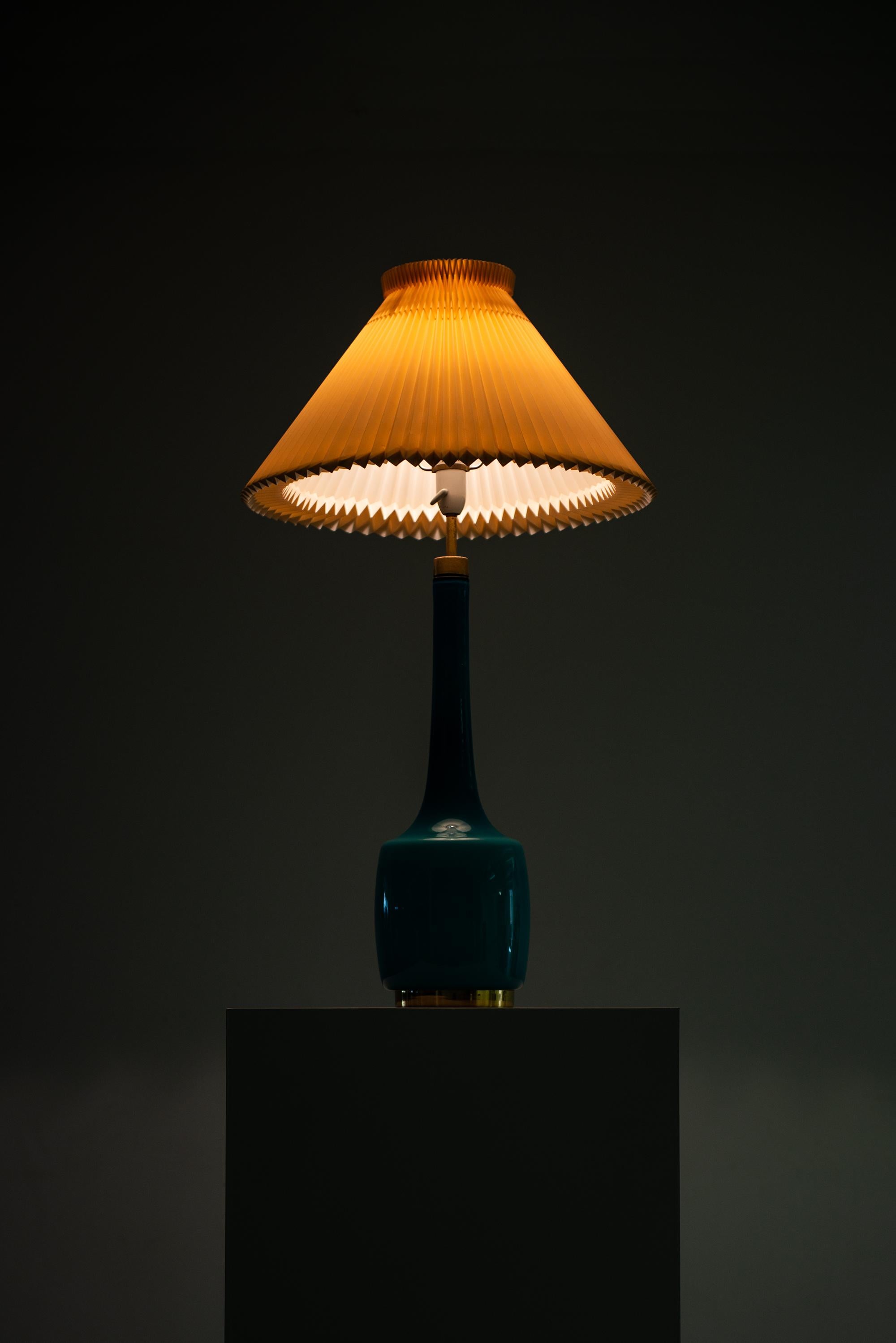 Milieu du XXe siècle Lampes de table Svend Aage Holm Sørensen par Holm Sørensen & Co. au Danemark en vente