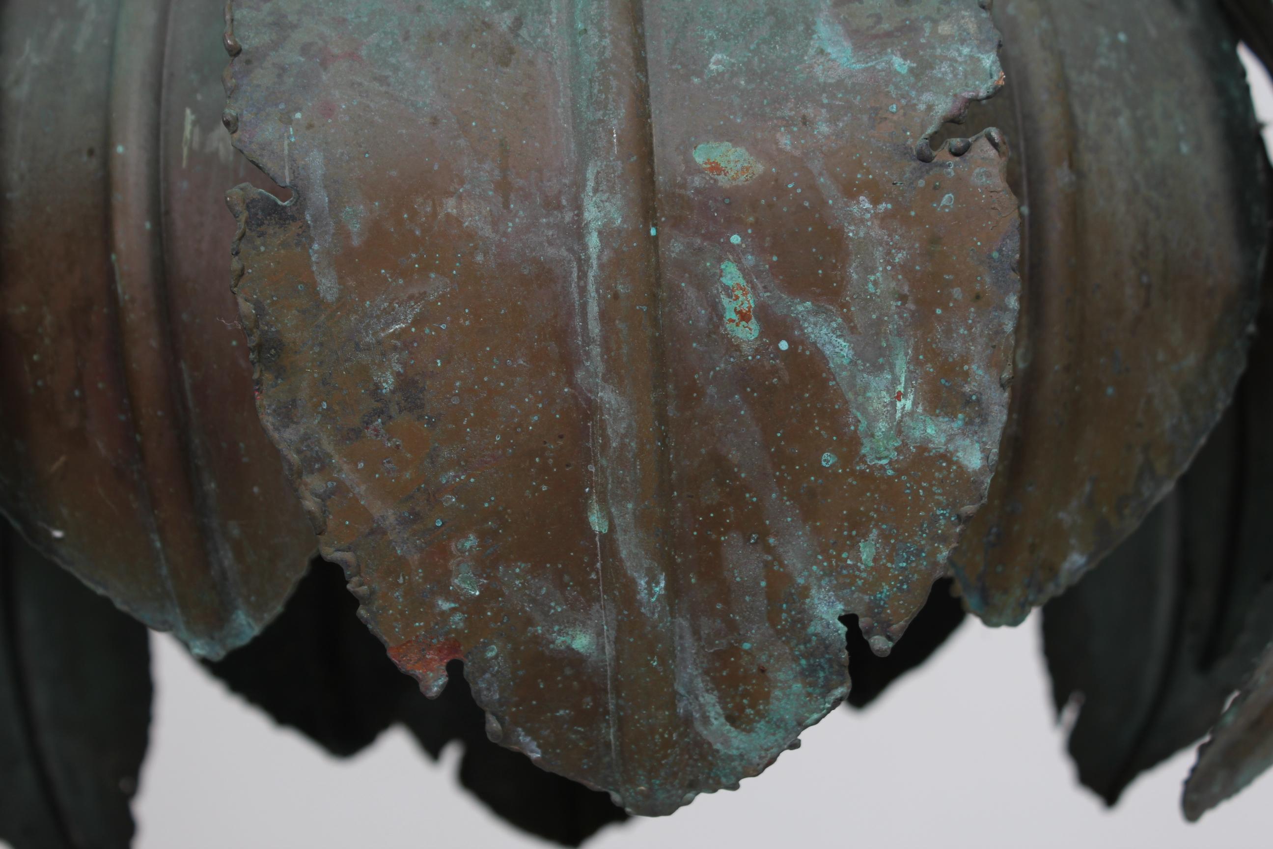 Laiton Svend Aage Holm Sørensen Pendentif Brutaliste en laiton vert Verdigris Danemark années 60 en vente