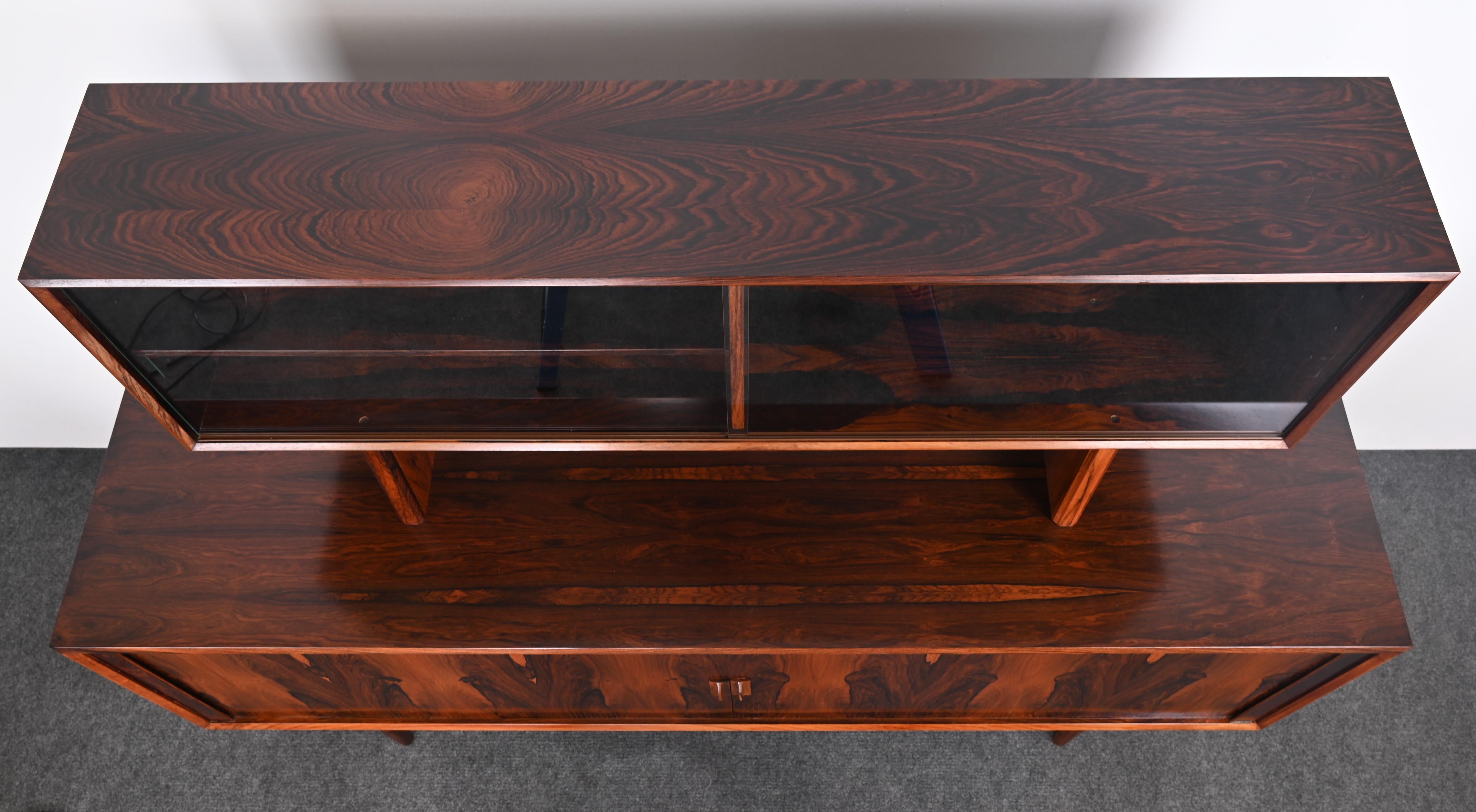 Credenza in palissandro di Svend Aage Larsen per Faarup Møbelfabrik, anni '60 in vendita 10