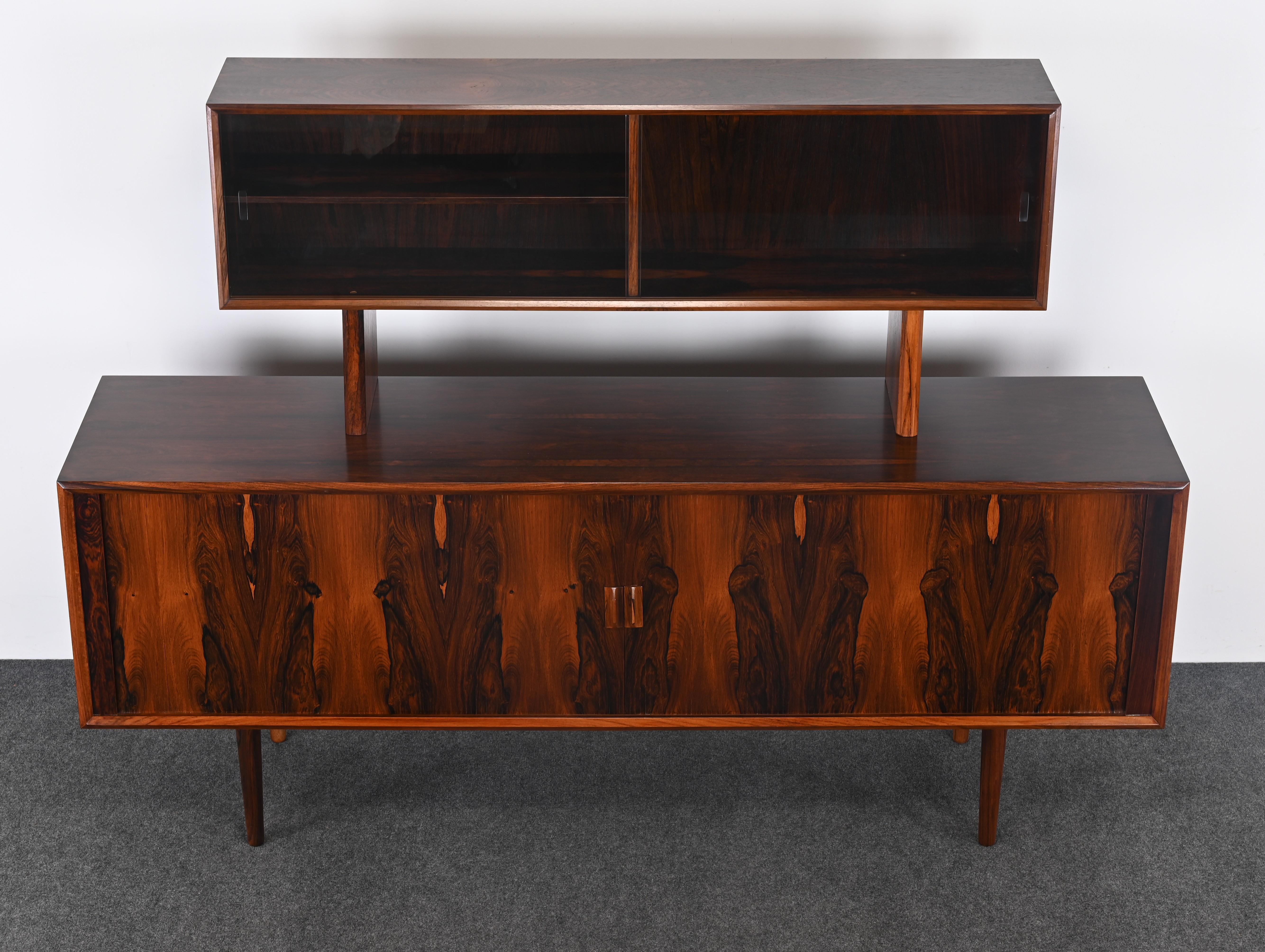 Danese Credenza in palissandro di Svend Aage Larsen per Faarup Møbelfabrik, anni '60 in vendita