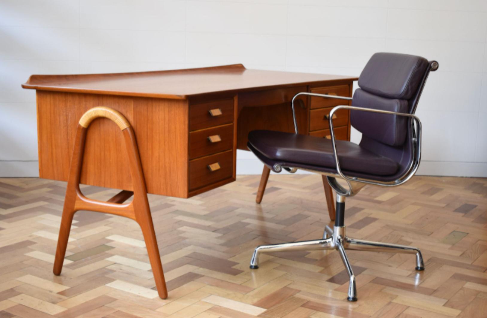 Svend Aage Madesen Teak desk 5