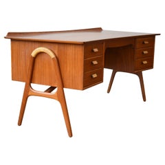 Svend Aage Madesen Teak desk