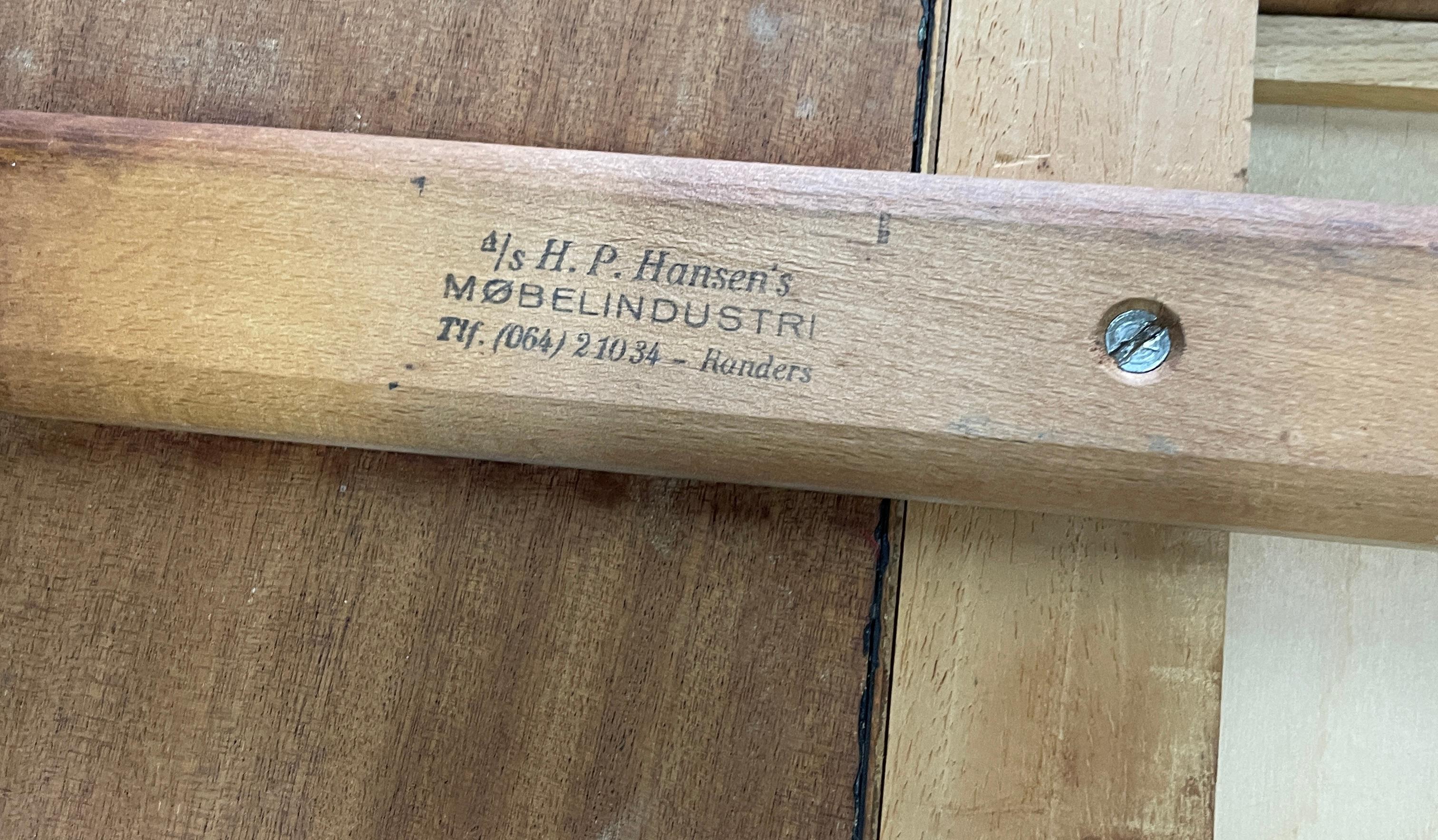 Svend Aage Madsen Bow Front Desk in Teak for HP Hansen, Denmark Circa 1960's In Good Condition For Sale In San Diego, CA