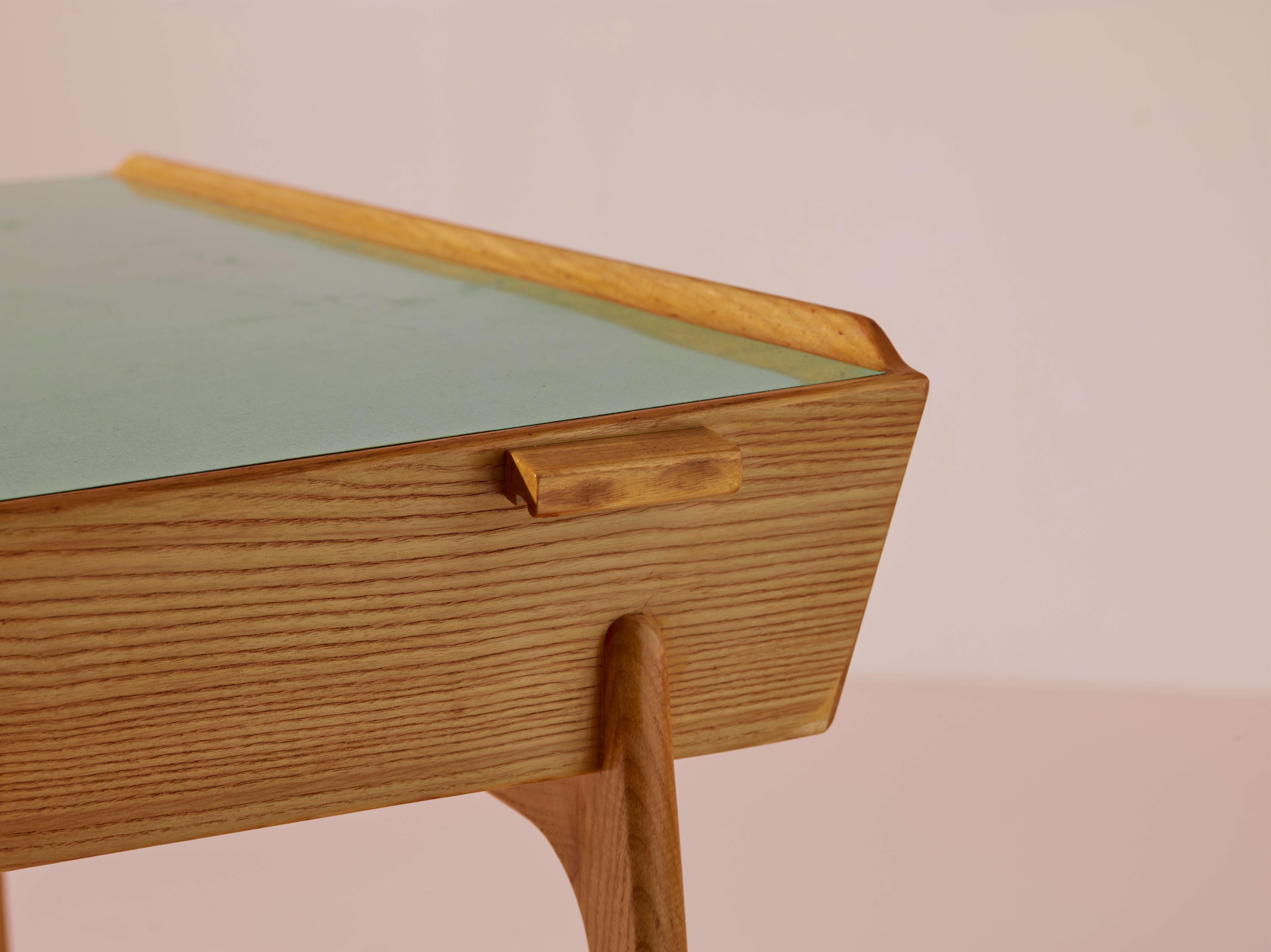 Svend Aage Madsen desk with drawers produced by Sigurd Hansen, Denmark, 1958 In Good Condition For Sale In Chiavari, Liguria