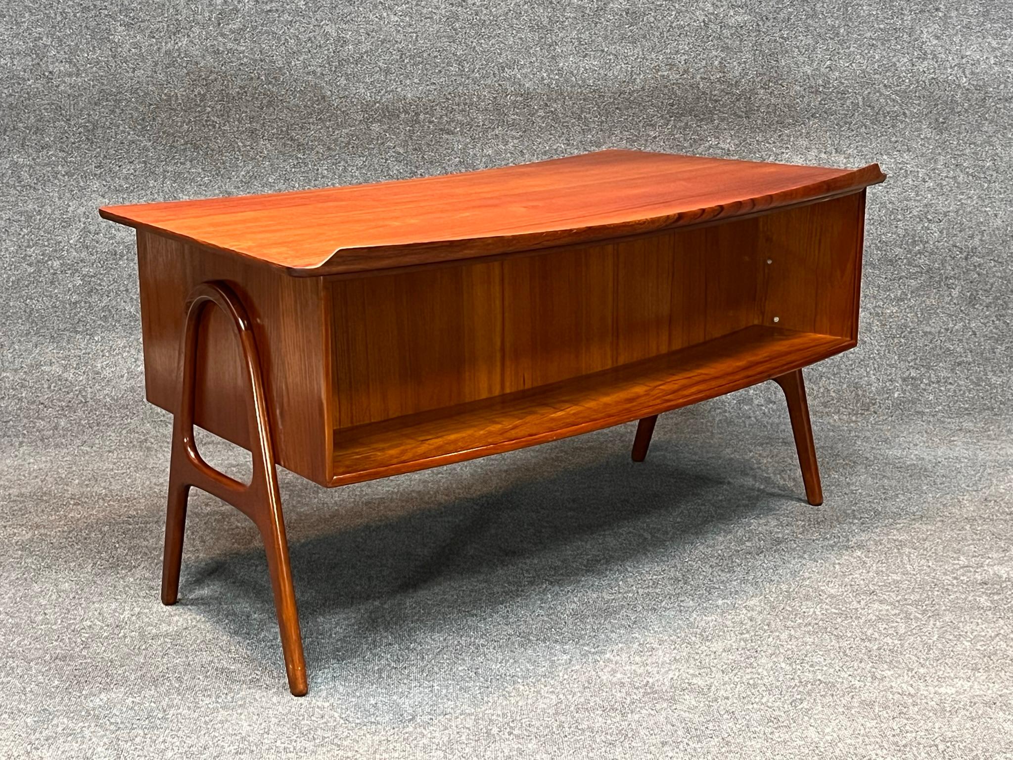Svend Aage Madsen for Sigurd Hansen Mid-Century Curved Front Teak Desk C. 1960 3