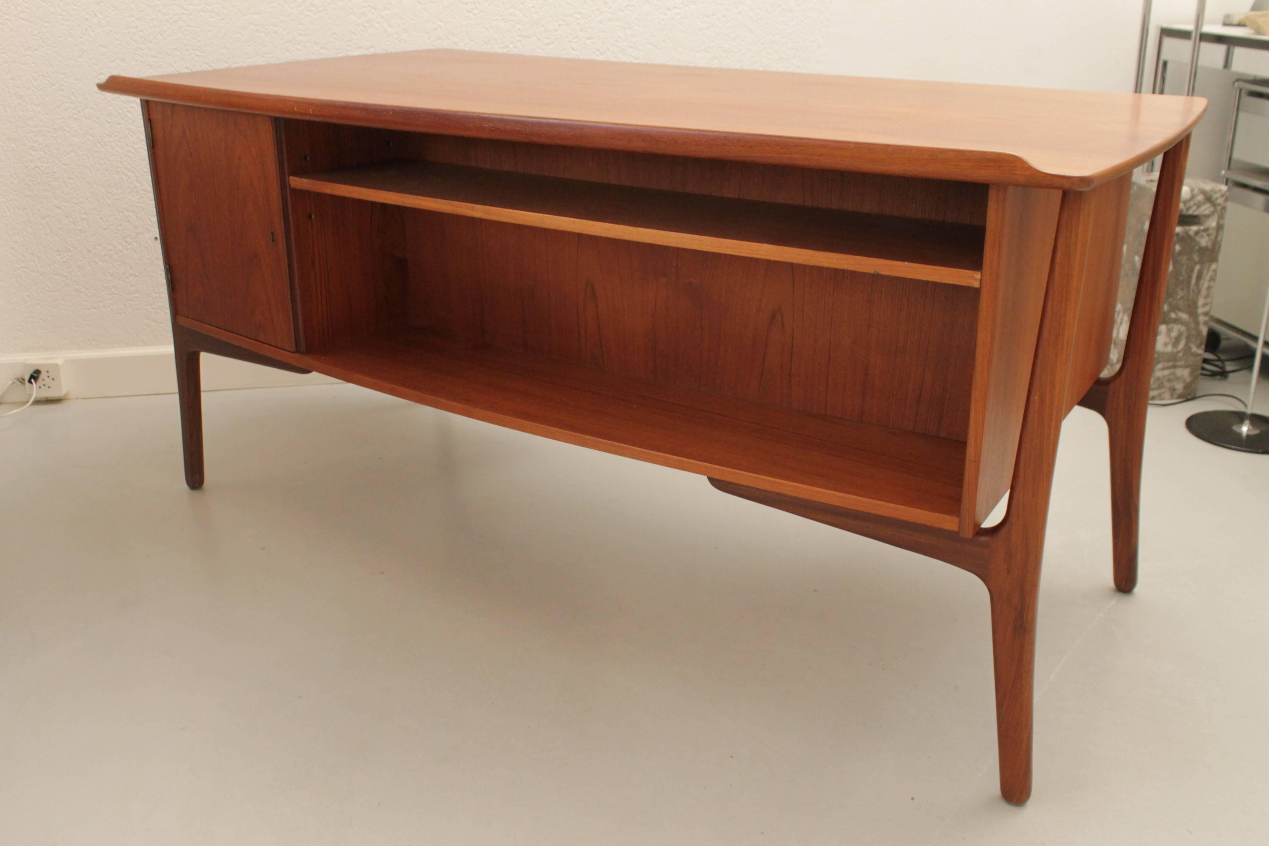 svend madsen desk