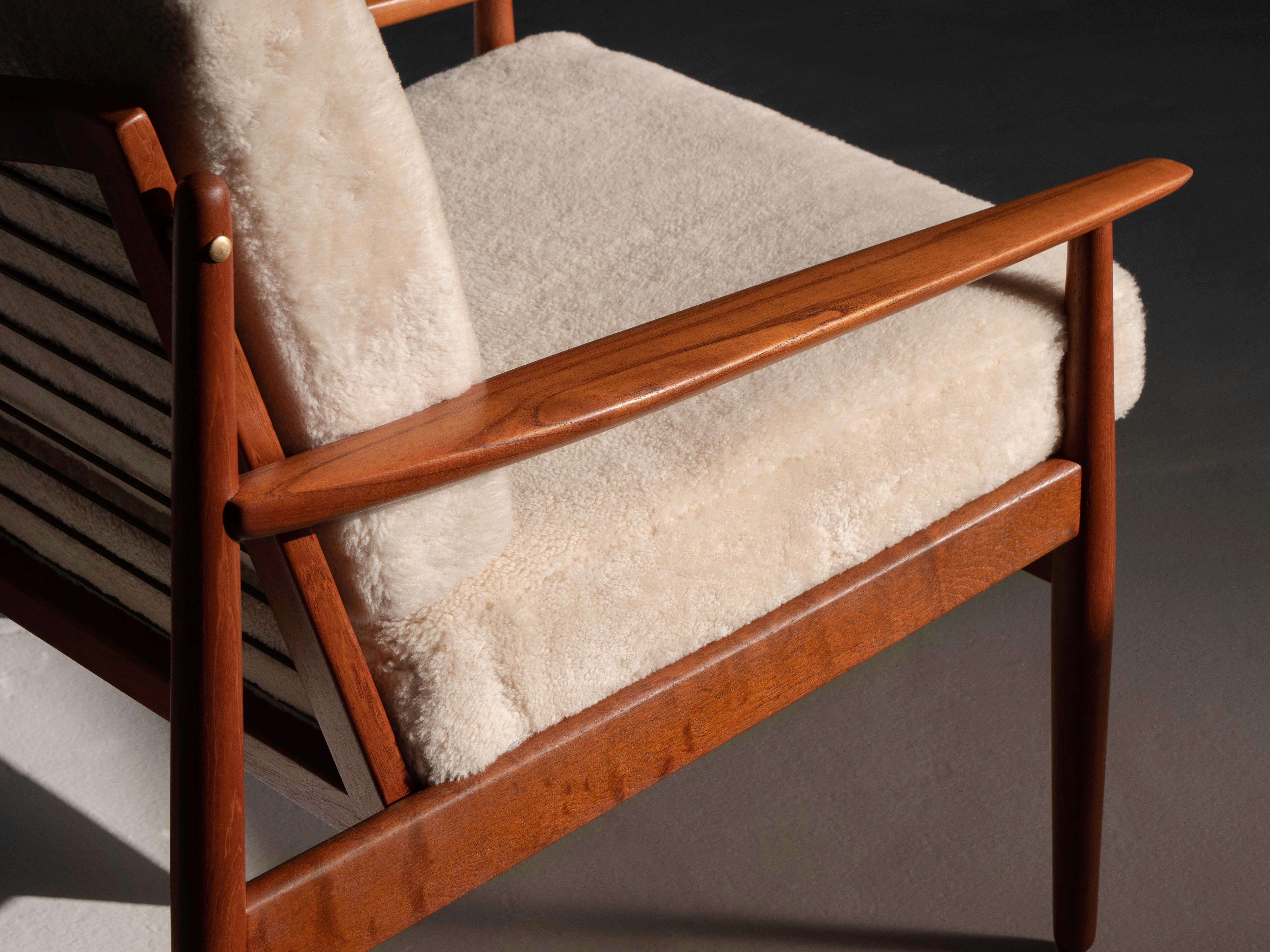 Sheepskin Svend Age Eriksen Genuine Shearling Lounge Chair for Glostrup Møbelfabrik 1960's For Sale