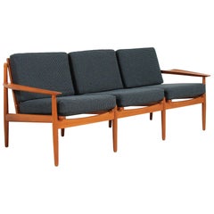 Svend Åge Eriksen Teak Sofa for Glostrup Møbelfabrik