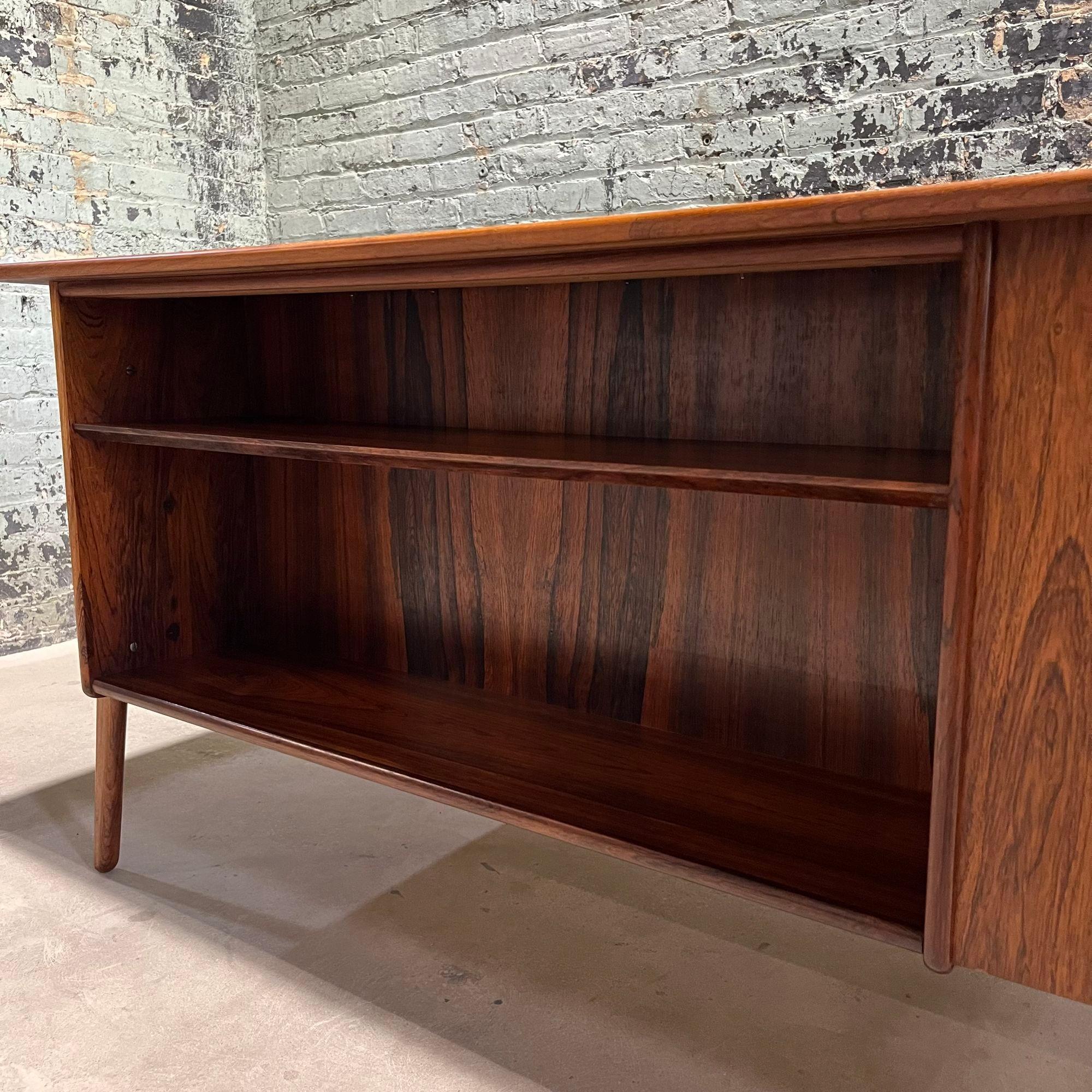 Mid-20th Century Svend Age Madsen Rosewood Desk for Sigurd Hansen 1960