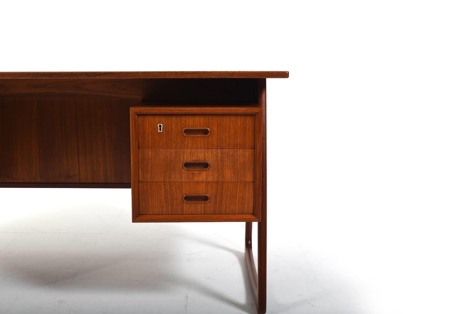 Scandinavian Modern Svend Åge Madsen Sled Legs Teak Desk 1960s For Sale