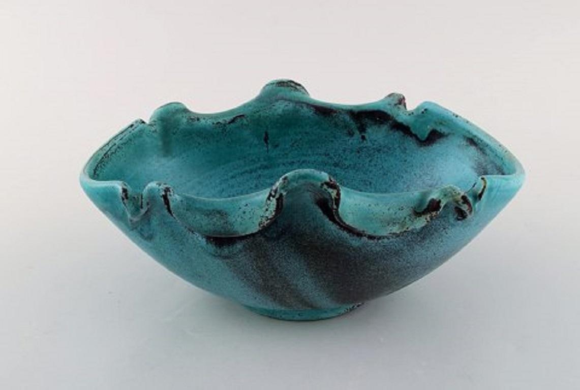 Art Deco Svend Hammershøi for Kähler, Denmark, Bowl in Glazed Stoneware, 1930s-1940s