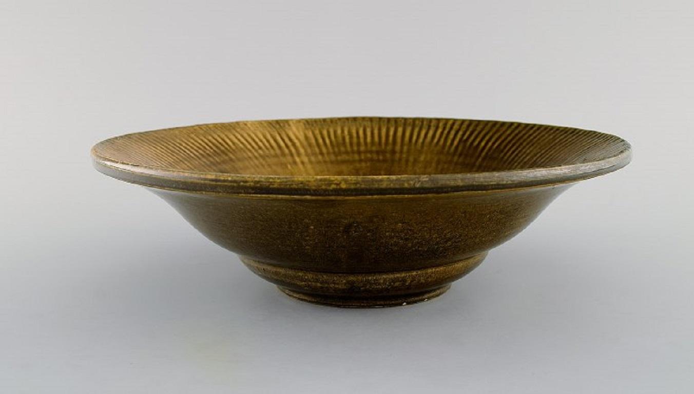 Svend Hammershøi for Kähler, Denmark. Bowl in Glazed Stoneware, 1930s/40s In Excellent Condition In Copenhagen, DK