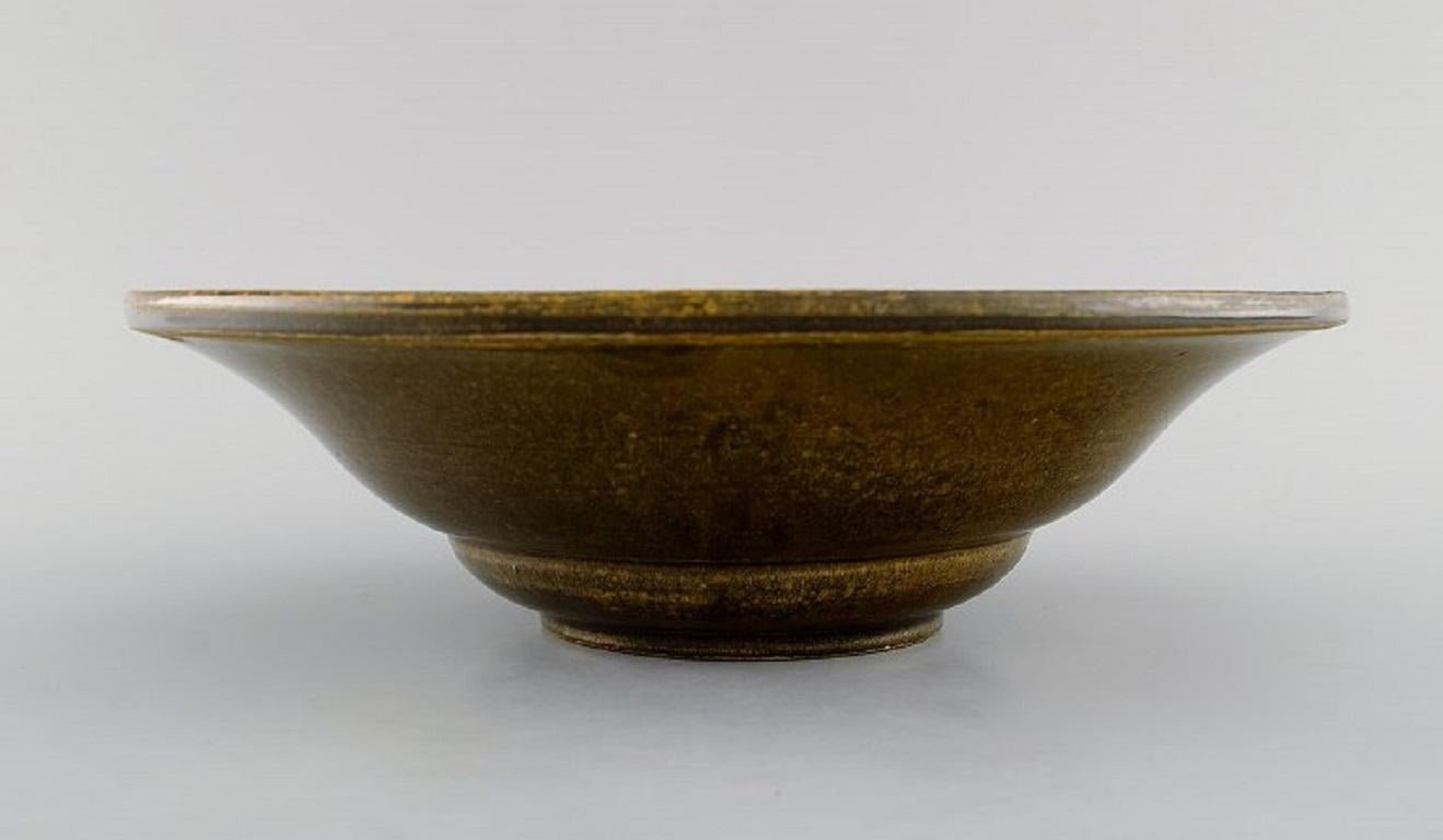 Mid-20th Century Svend Hammershøi for Kähler, Denmark. Bowl in Glazed Stoneware, 1930s/40s
