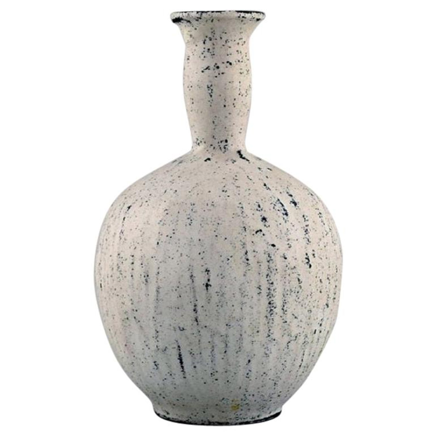 Svend Hammershøi for Kähler, Denmark, Vase in Glazed Stoneware, 1930/40's  For Sale at 1stDibs