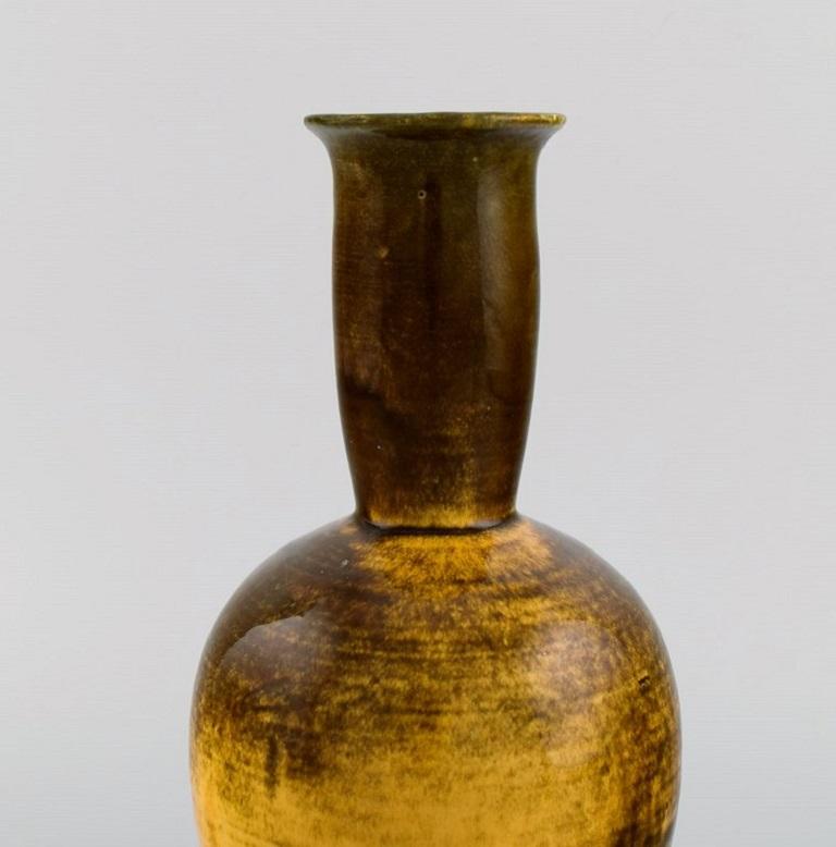 Svend Hammershøi for Kähler, HAK, Narrow Neck Vase in Glazed Stoneware, 1930/40s In Excellent Condition In Copenhagen, DK