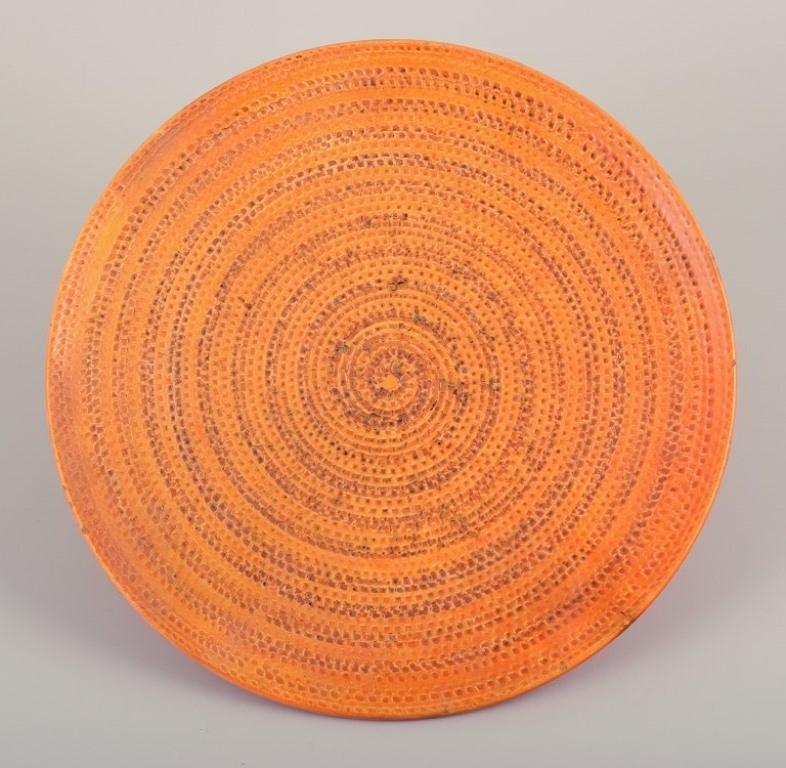 Svend Hammershøi (1873-1948) for Kähler. Large platter in uranium glaze.
Approximately from the 1930s.
Marked.
In excellent condition with small insignificant glaze chips at the top of the platter. See last photo.
Provenance, from Børge