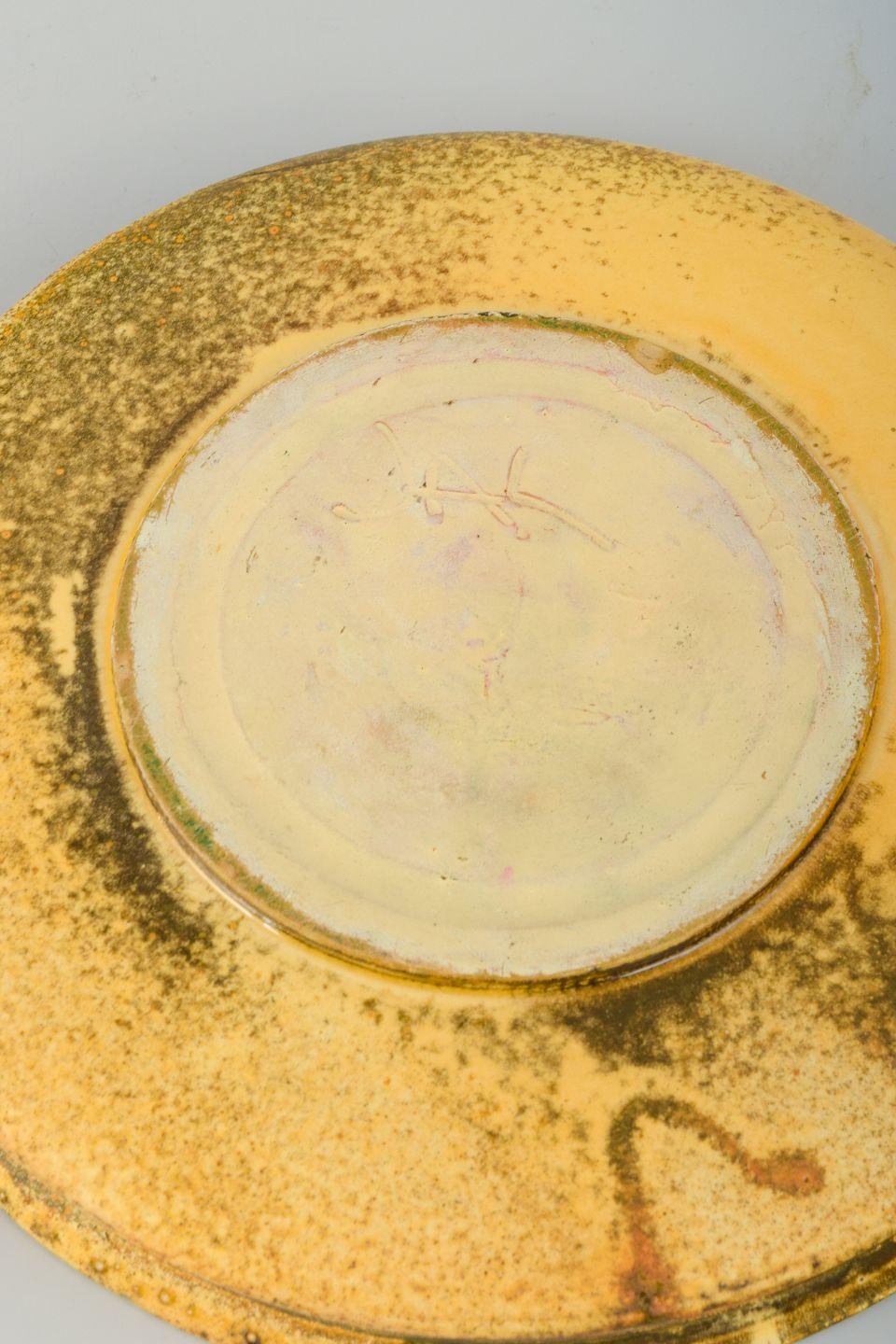Svend Hammershøi per Kähler. Un piatto piccolo e poco profondo. Smaltato nei toni del giallo. In condizioni ottime in vendita a København, Copenhagen