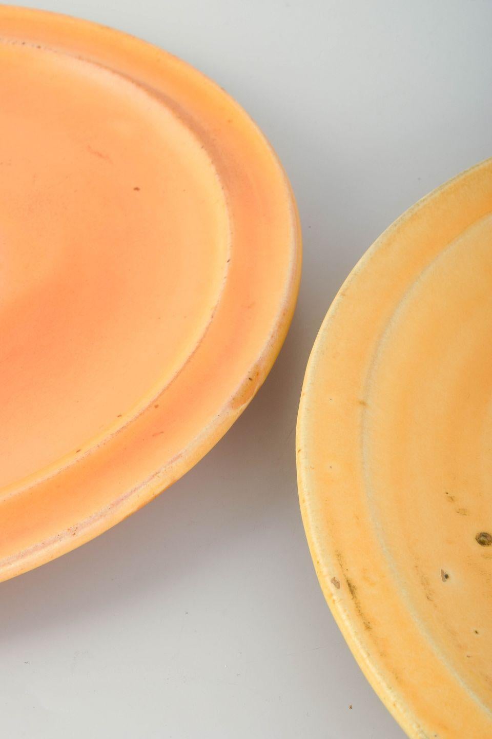 Danese Svend Hammershøi per Kähler. Due piatti bassi in ceramica, anni '30 in vendita