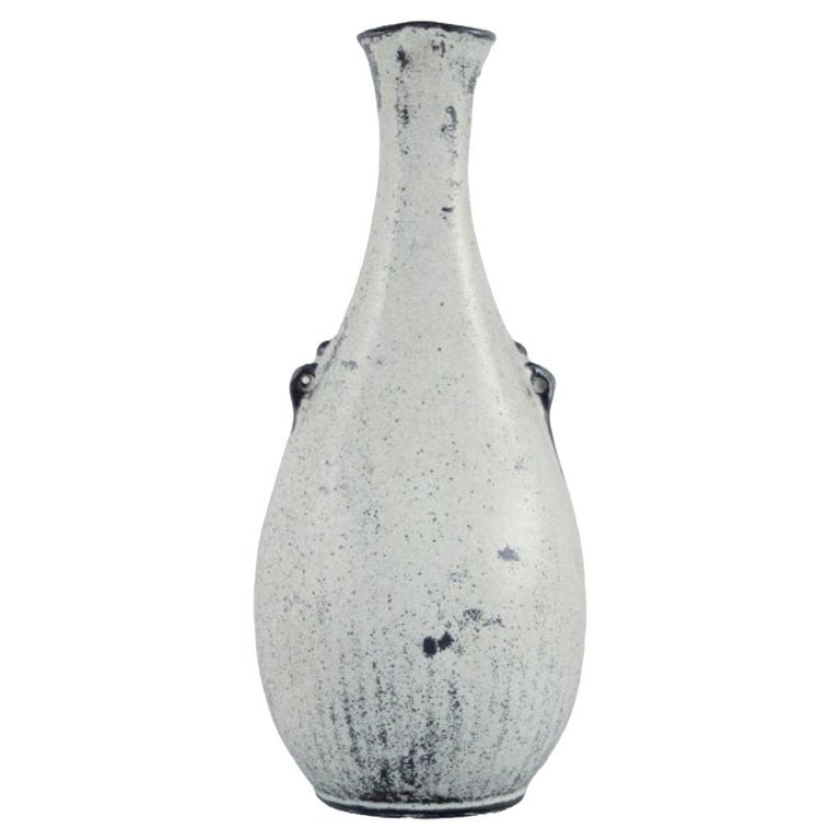 Svend Hammershøi for Kähler. Vase in glazed stoneware, 1930s/40s For Sale  at 1stDibs