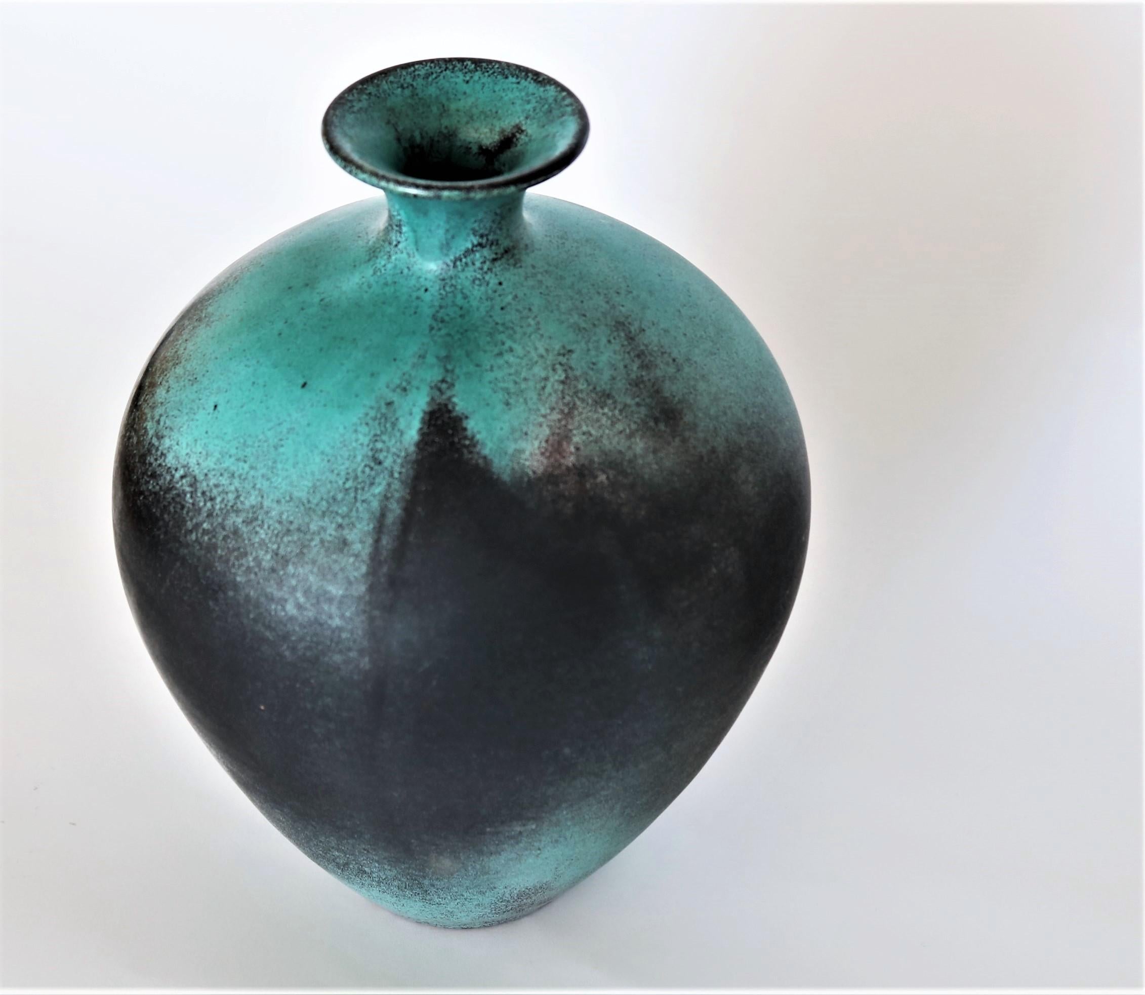 Scandinavian Modern Svend Hammershoj Earthenware Vases for Kähler Ceramics, Denmark, 1930s
