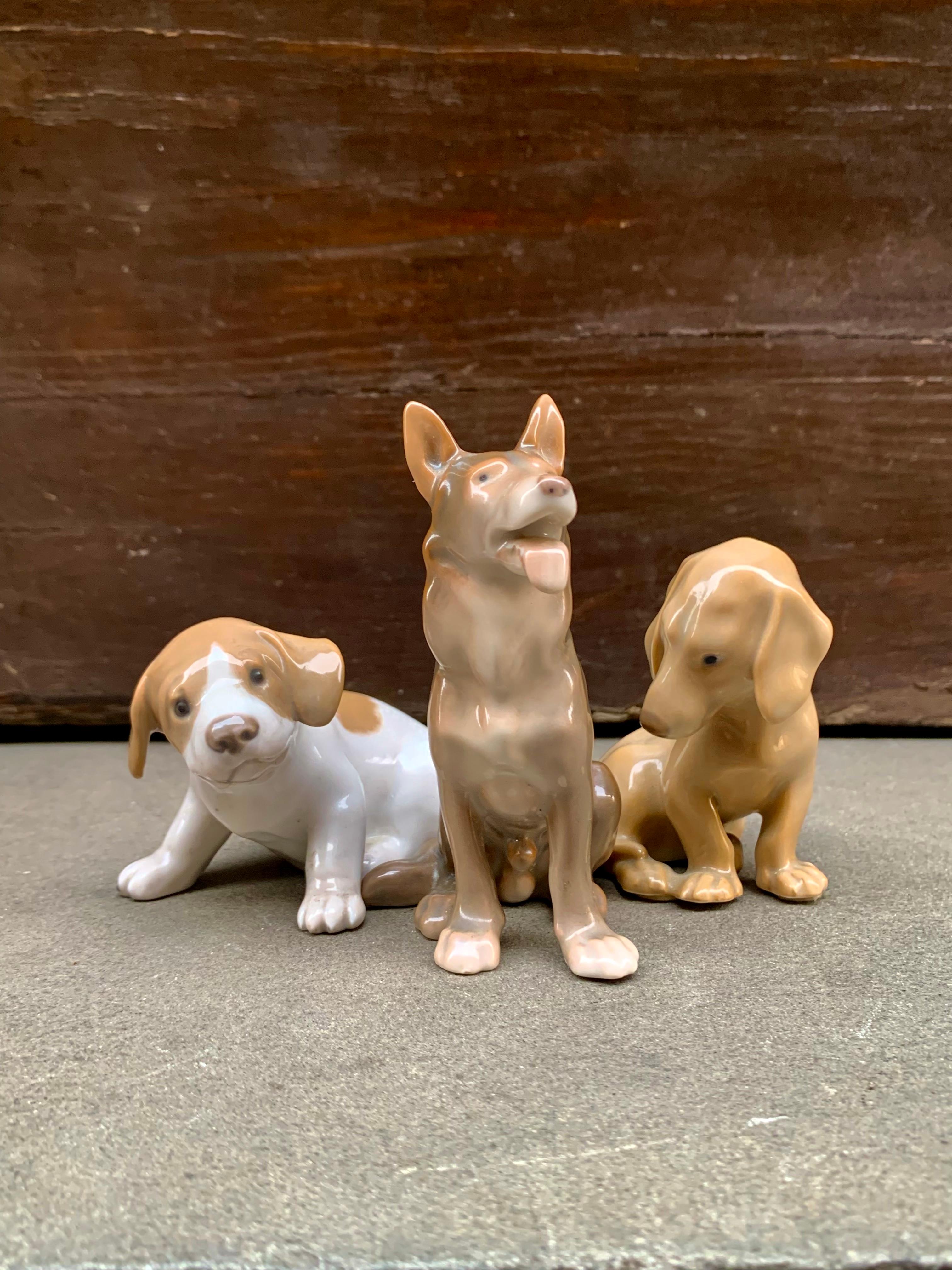 Berger allemand en porcelaine danoise par Svend Jespersen pour Bing & Grøndahl en vente 7