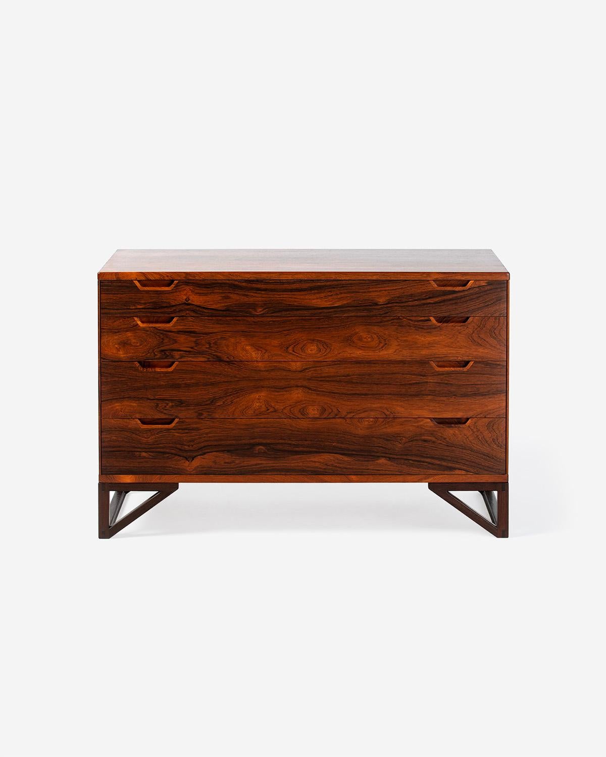 Scandinavo moderno Cassettiera in palissandro danese di Svend Langkilde anni '60 in vendita