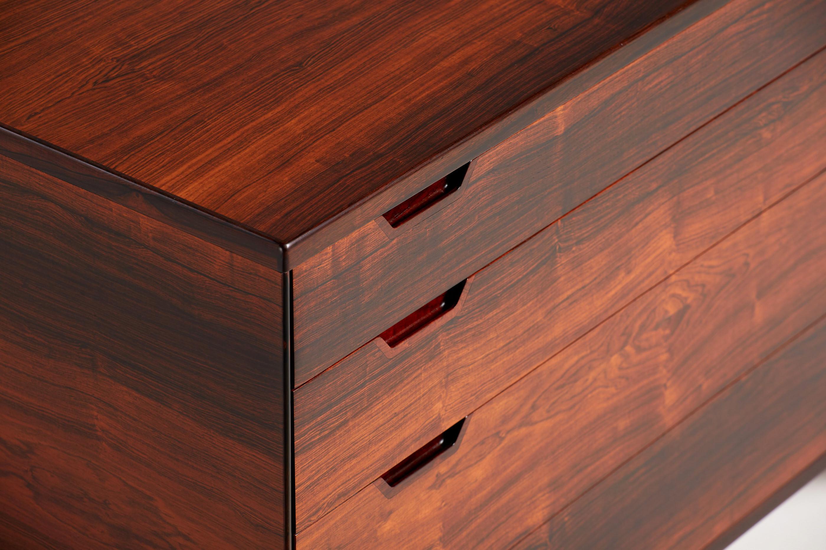 Svend Langkilde Danish Rosewood Chest of Drawers 1960s In Good Condition In London, GB
